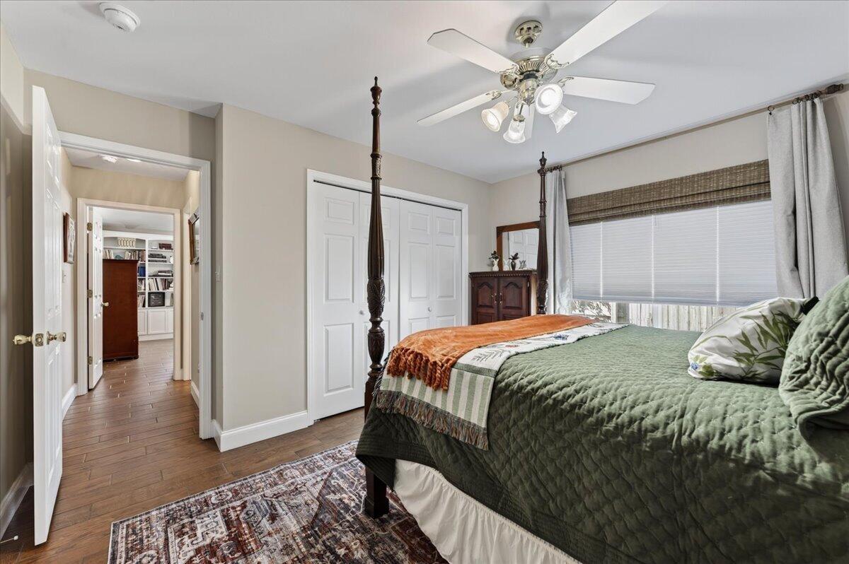 205 Yacht Club Drive Niceville FL 32578