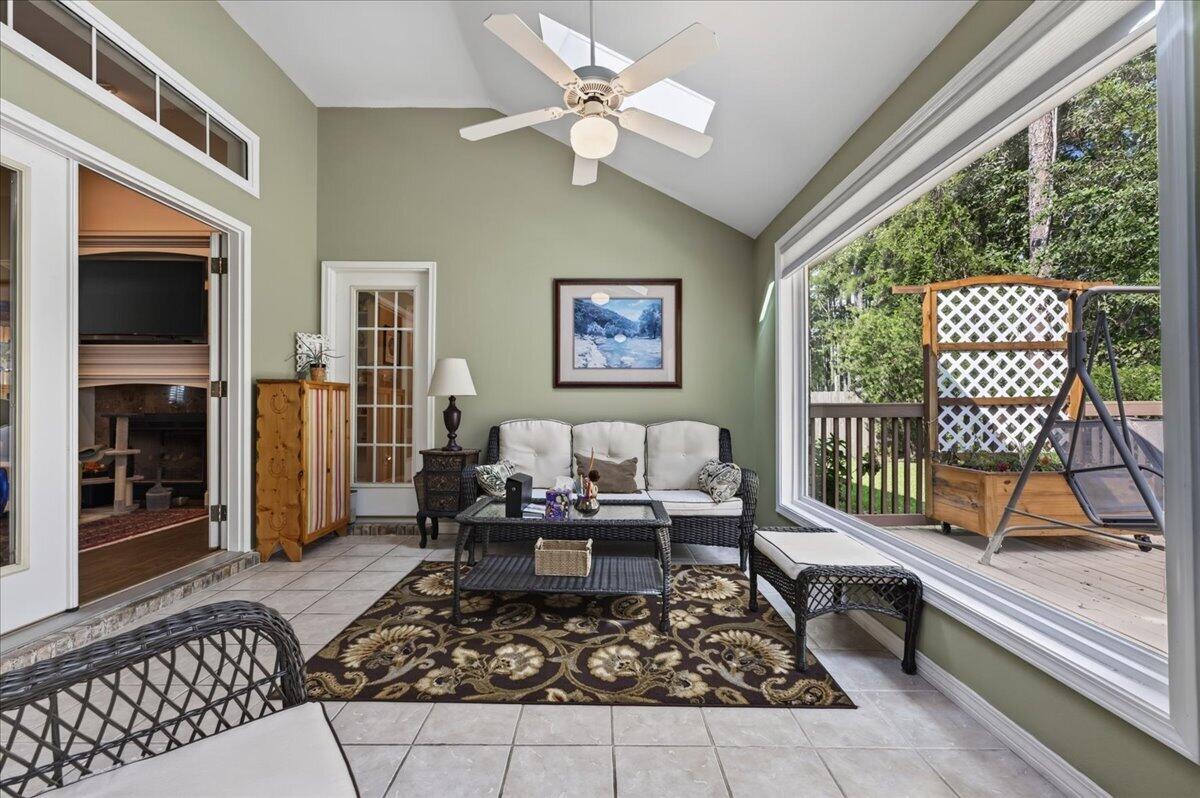 205 Yacht Club Drive Niceville FL 32578