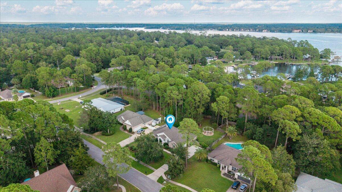 205 Yacht Club Drive Niceville FL 32578