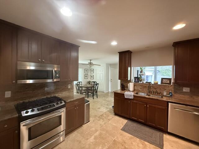 103 E Capri Cove Niceville FL 32578