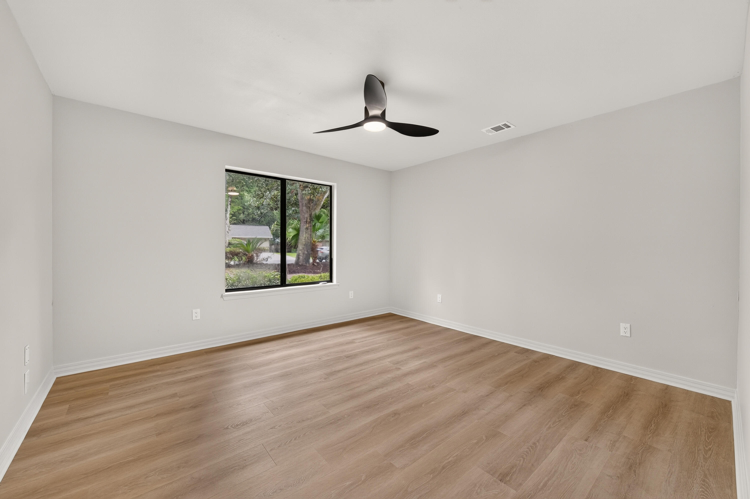1307 Windward Circle Niceville FL 32578