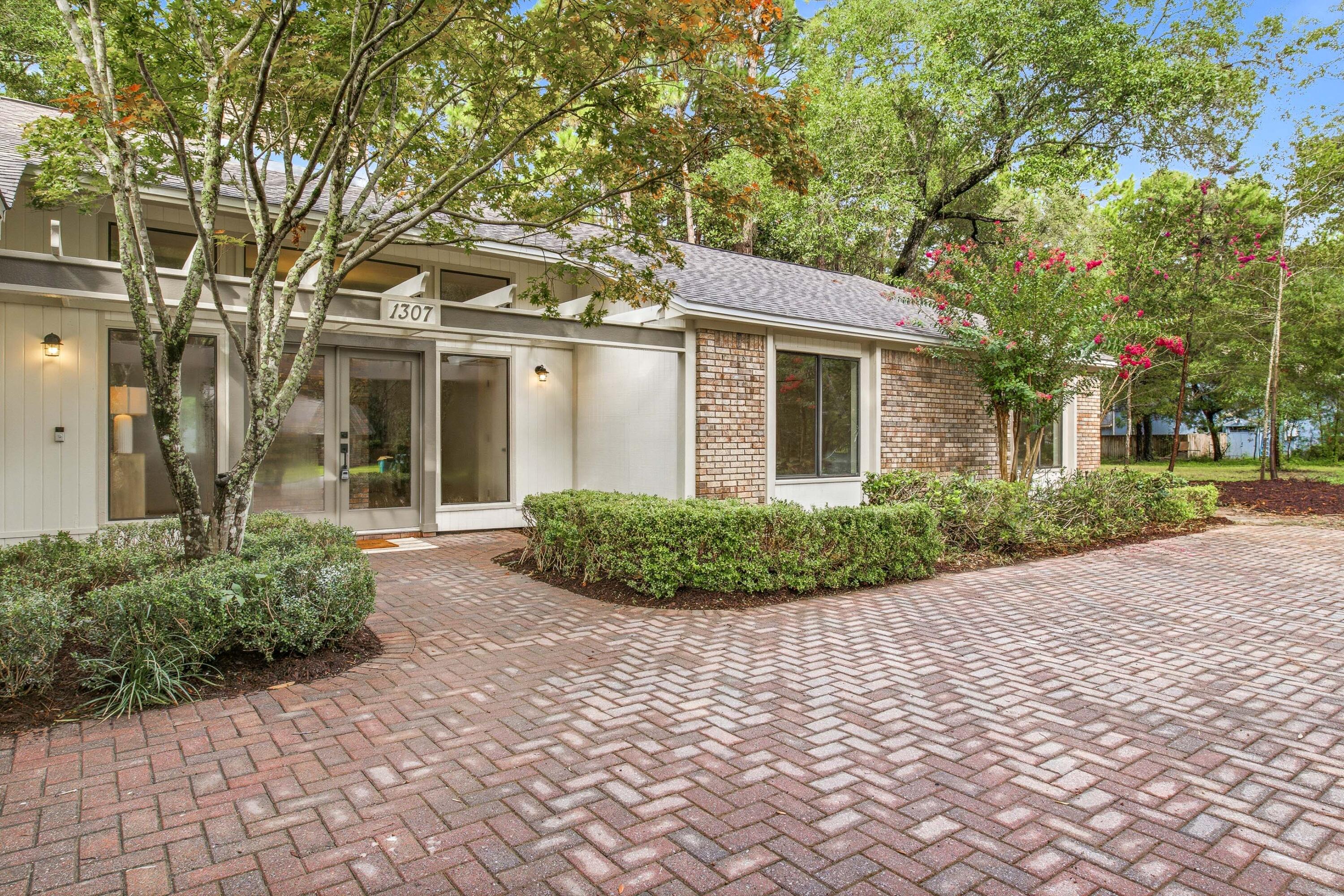 1307 Windward Circle Niceville FL 32578