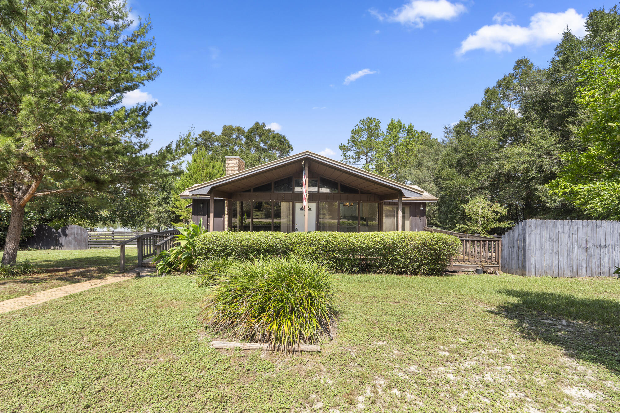 305 Marion Drive Defuniak Springs FL 32433