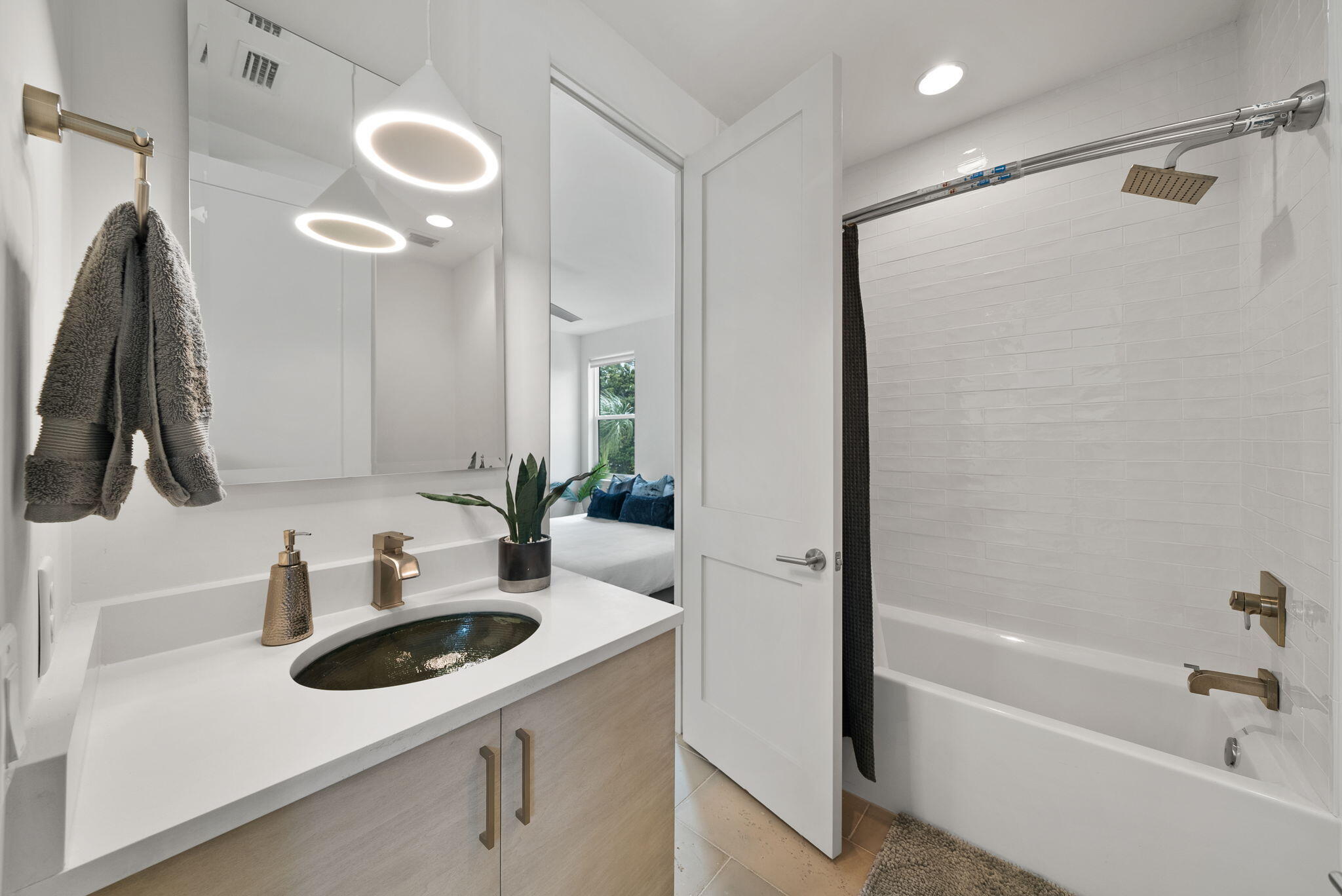 8597 N Lagoon Drive Panama City Beach FL 32408