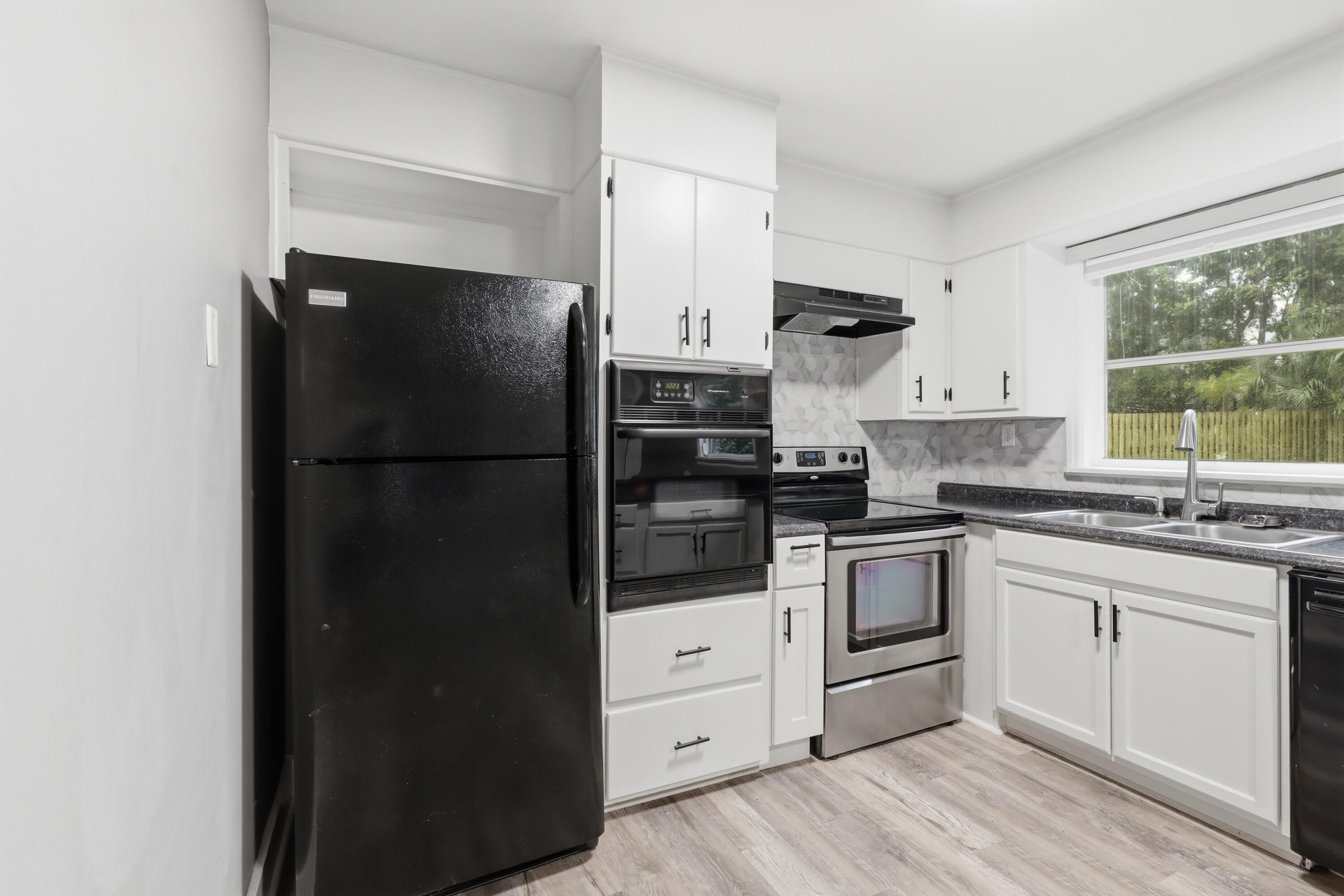 259 Edge Avenue Valparaiso FL 32580