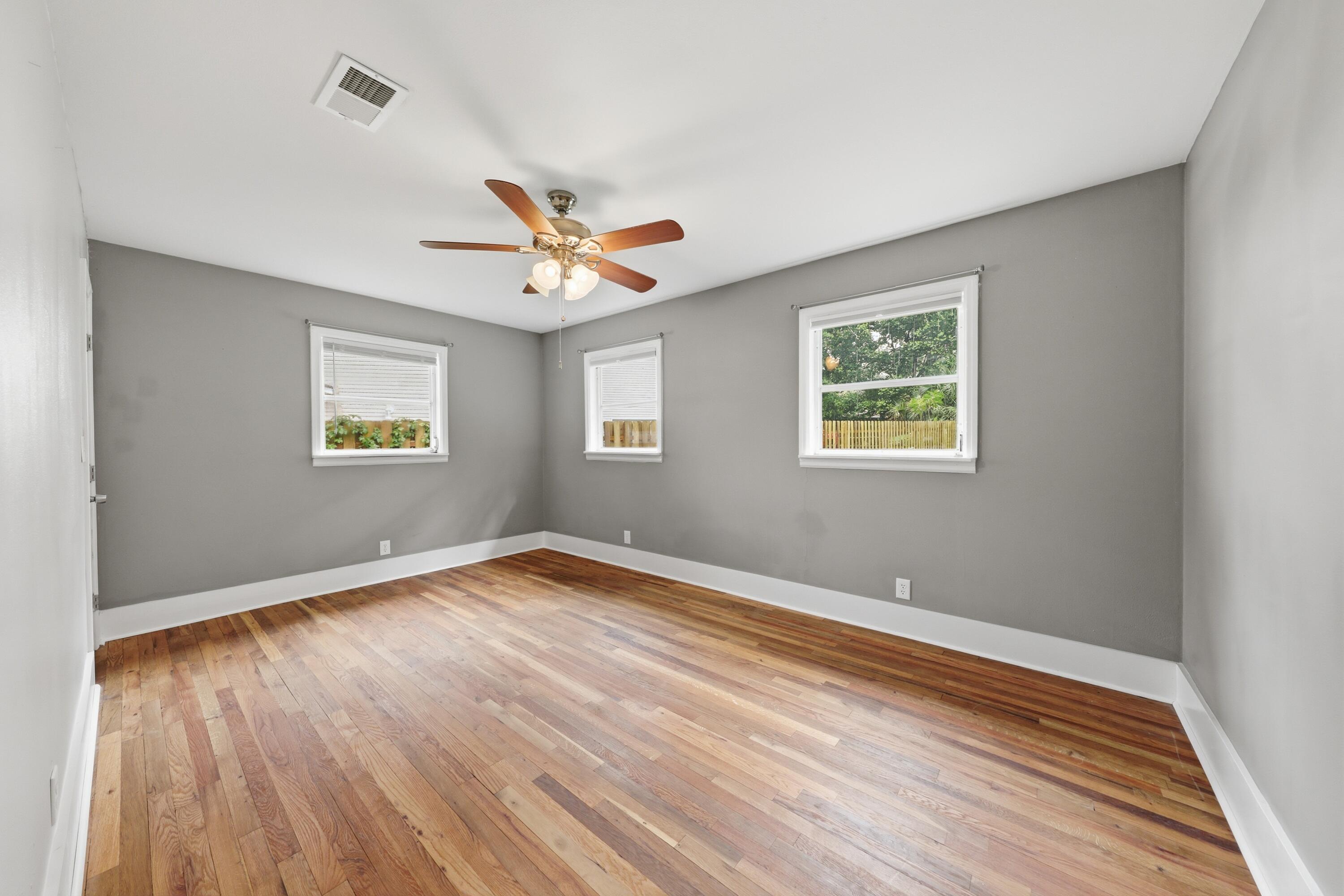 259 Edge Avenue Valparaiso FL 32580