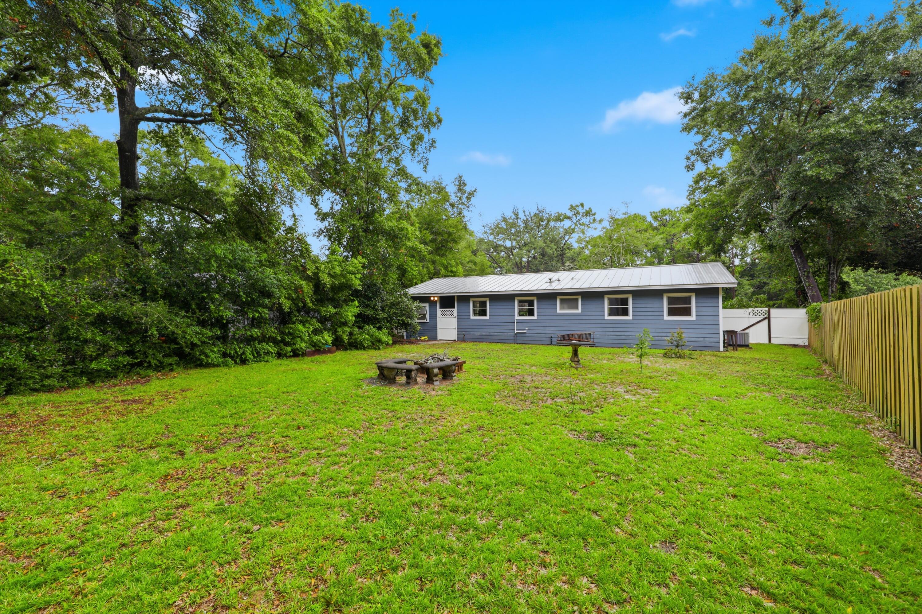 259 Edge Avenue Valparaiso FL 32580