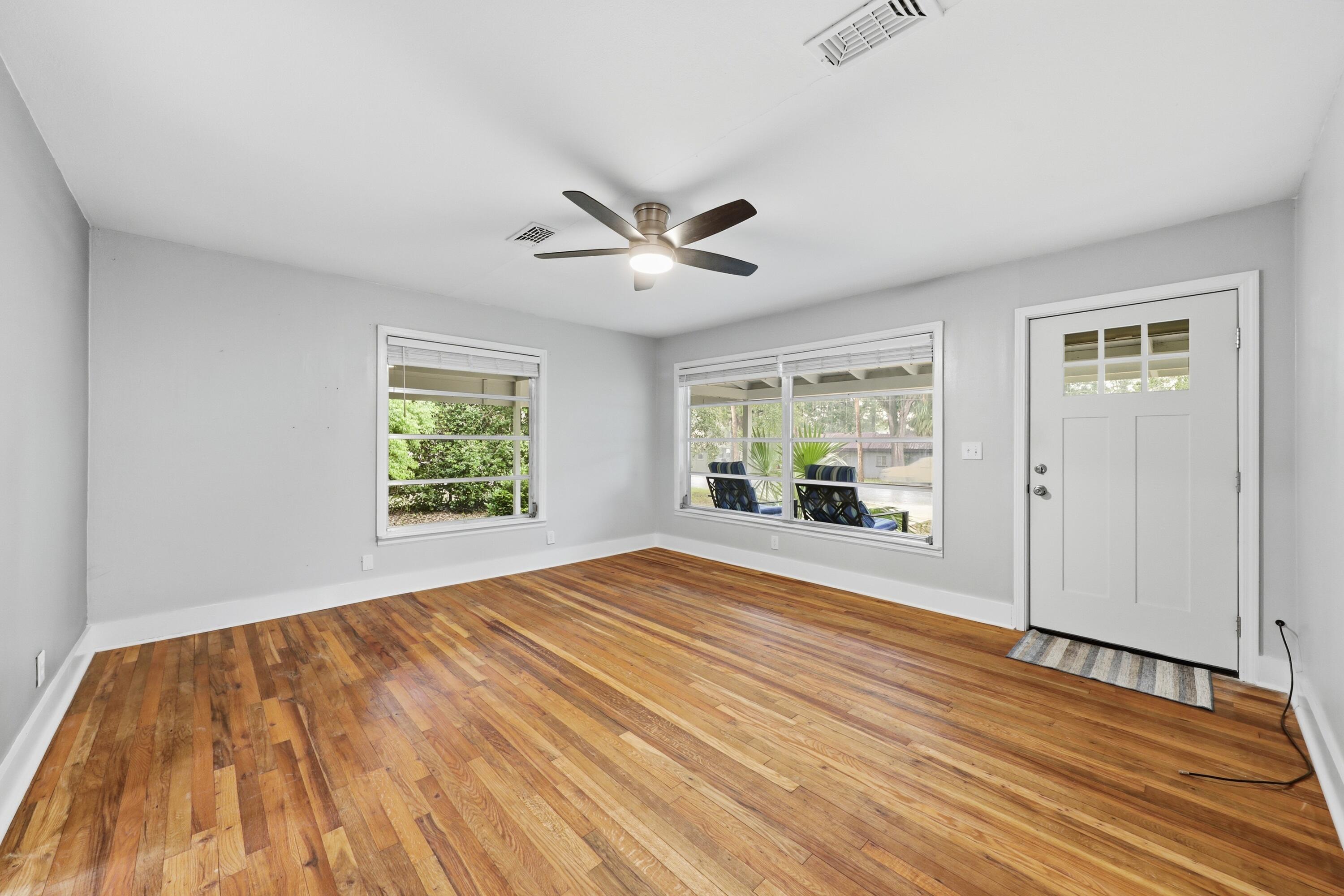 259 Edge Avenue Valparaiso FL 32580