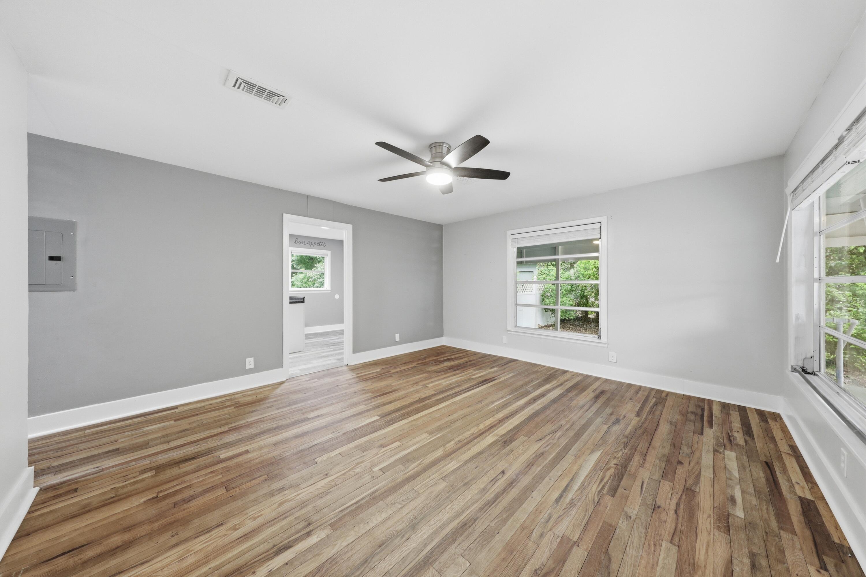 259 Edge Avenue Valparaiso FL 32580