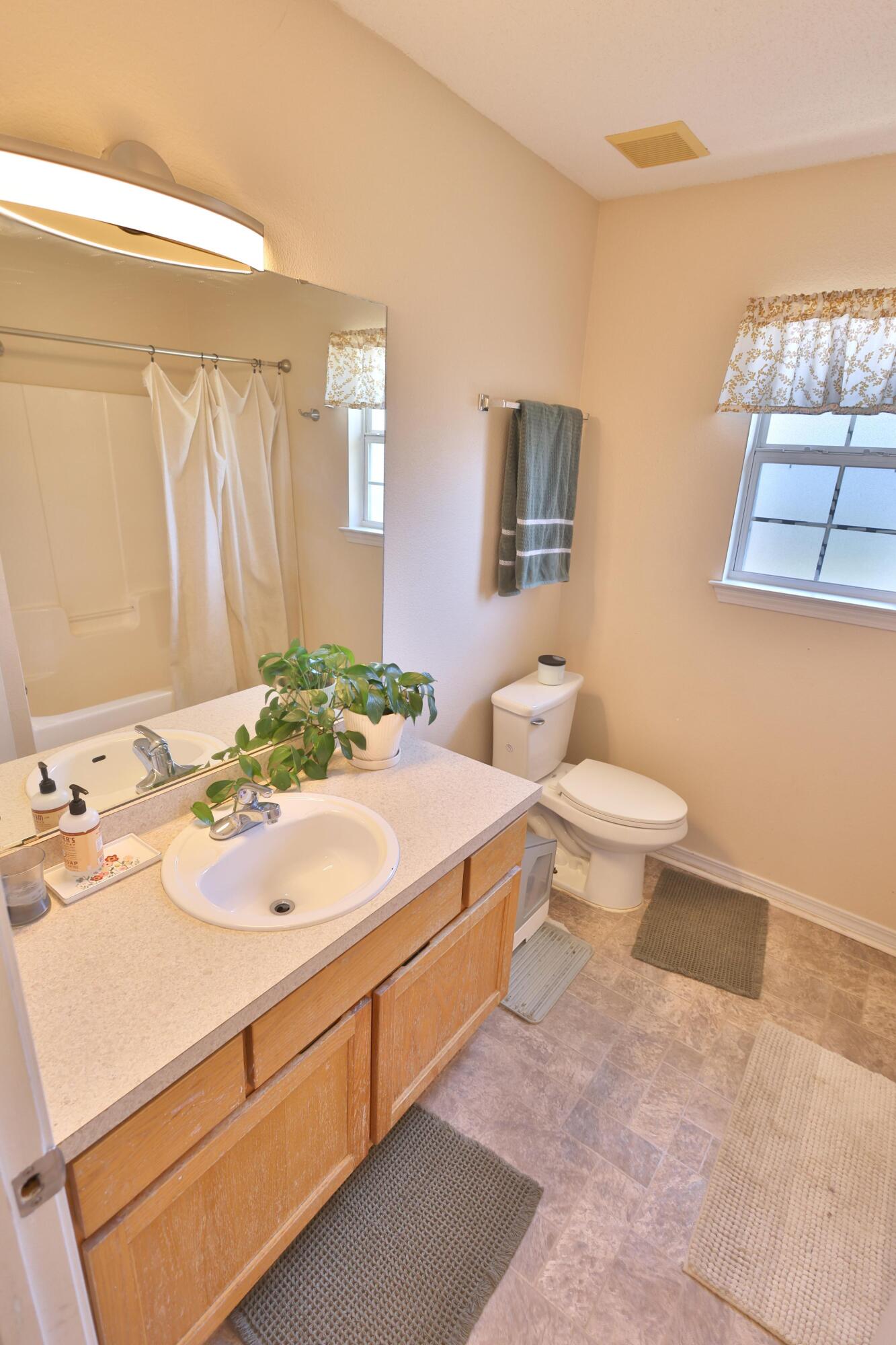 8140 Menorca Street Navarre FL 32566