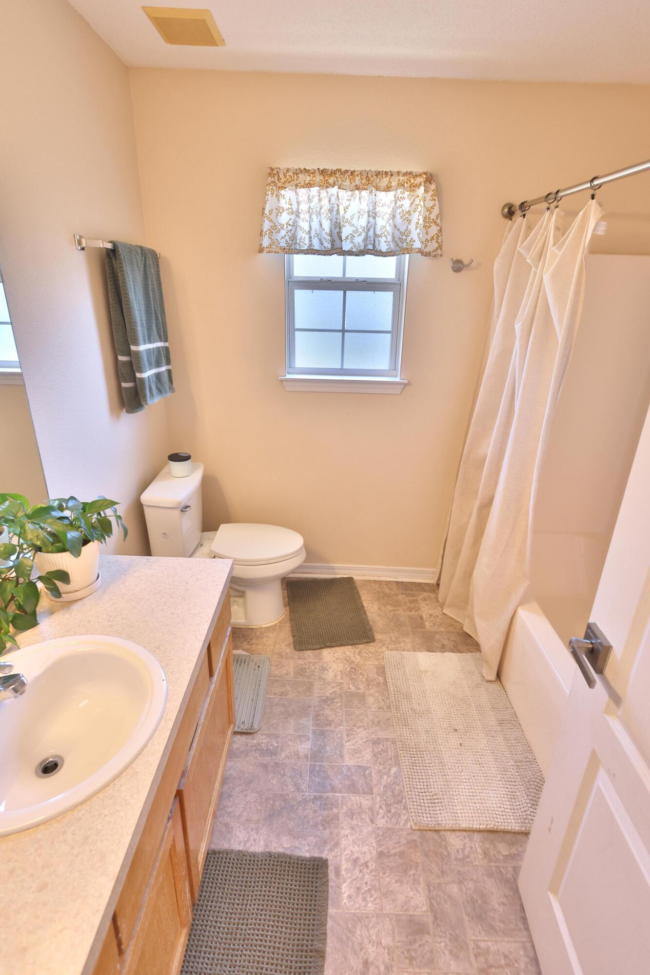8140 Menorca Street Navarre FL 32566
