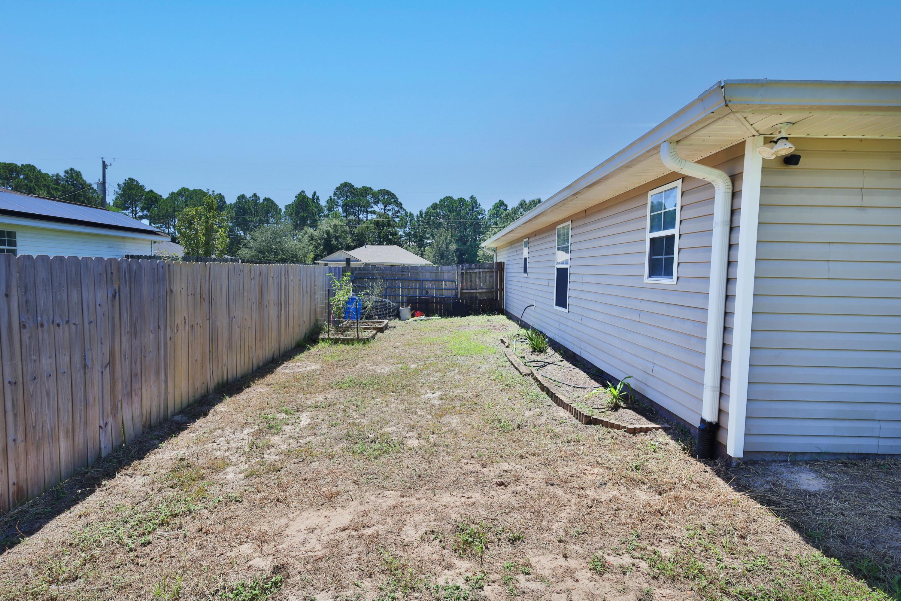 8140 Menorca Street Navarre FL 32566