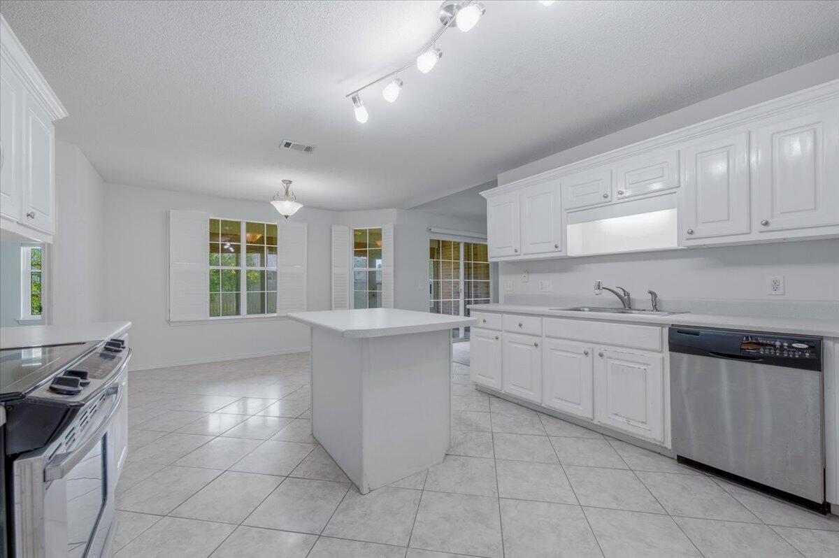 9145 Sebring Drive Pensacola FL 32506