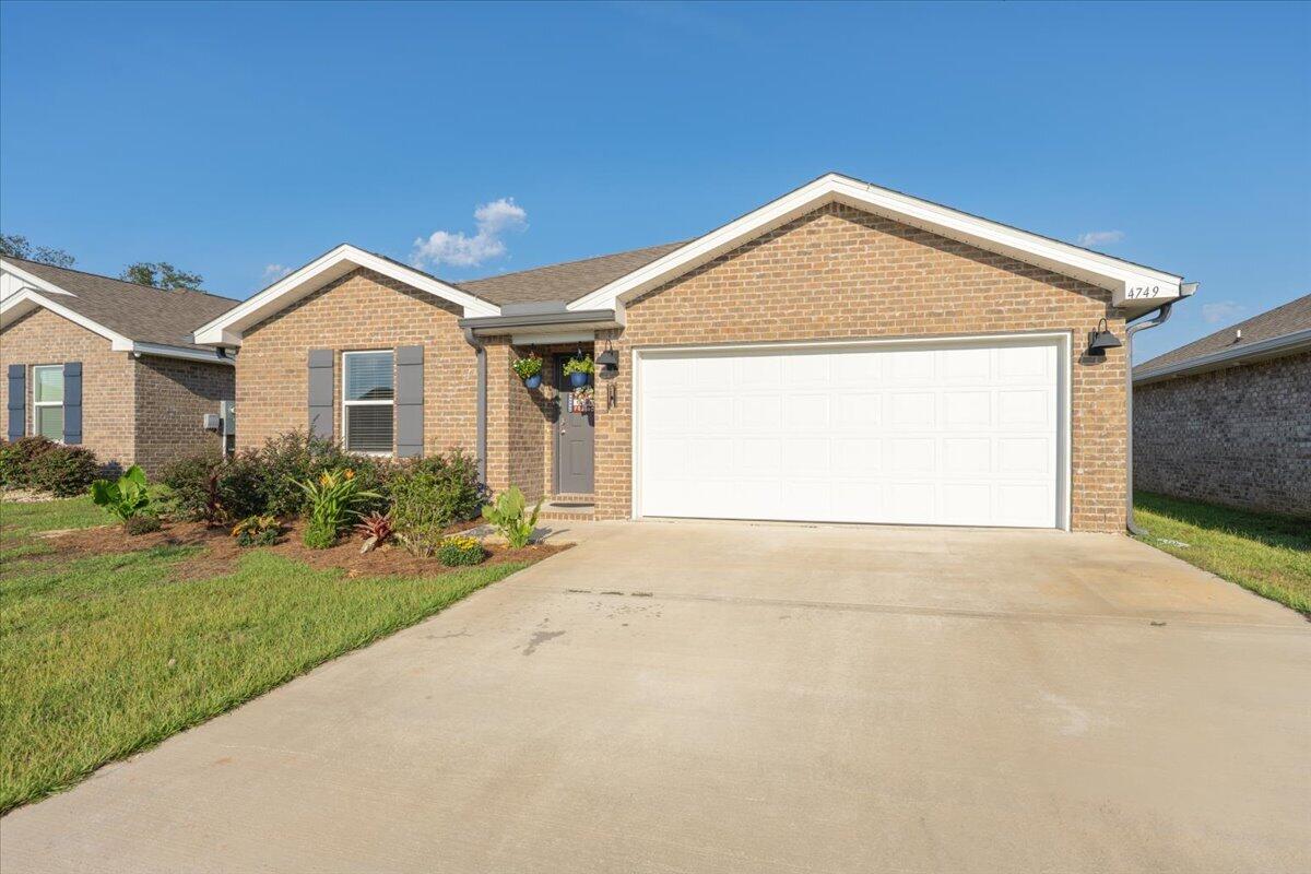 4749 Airmen Drive Crestview FL 32539