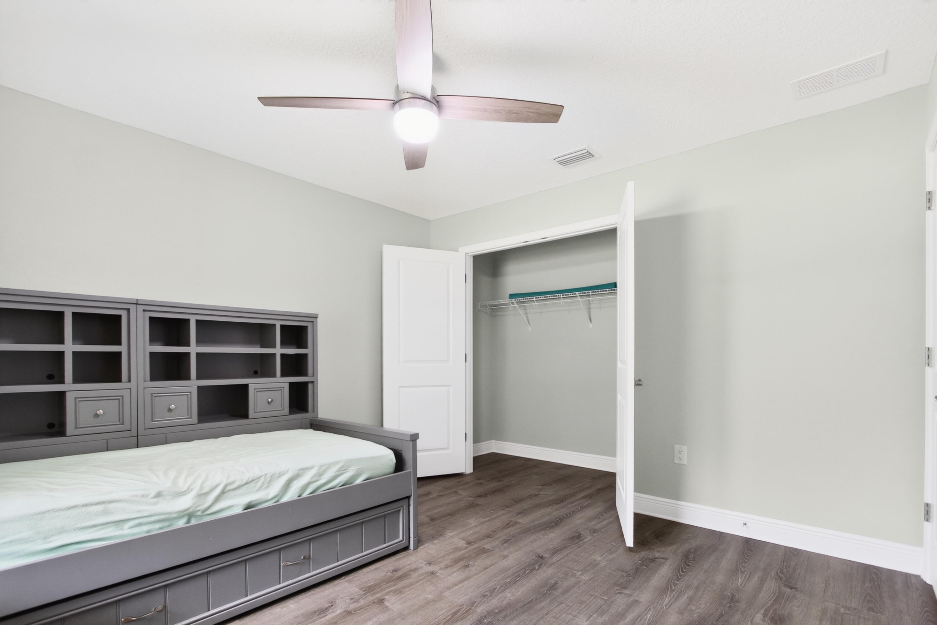 11254 Silverton Drive Milton FL 32583