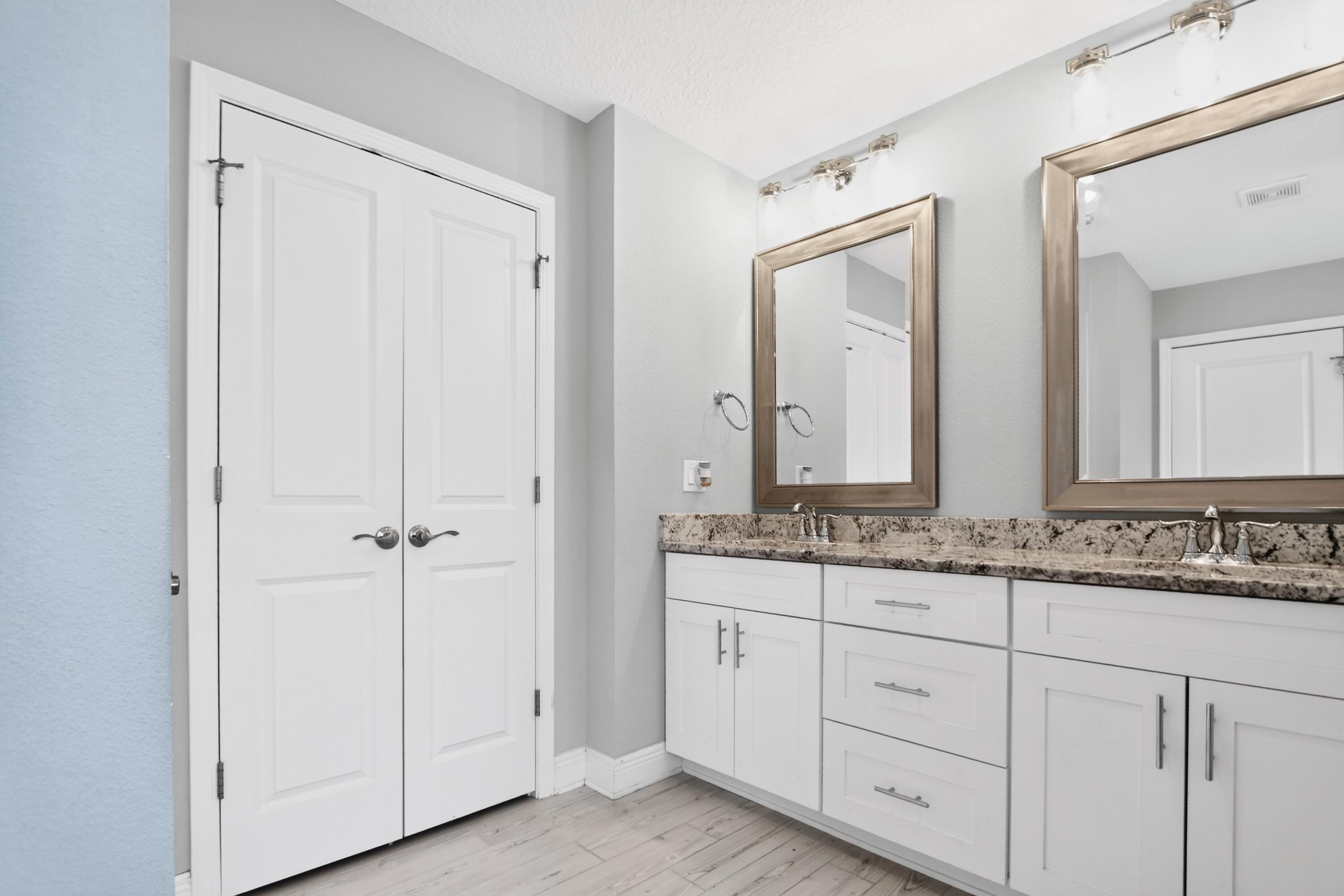 11254 Silverton Drive Milton FL 32583