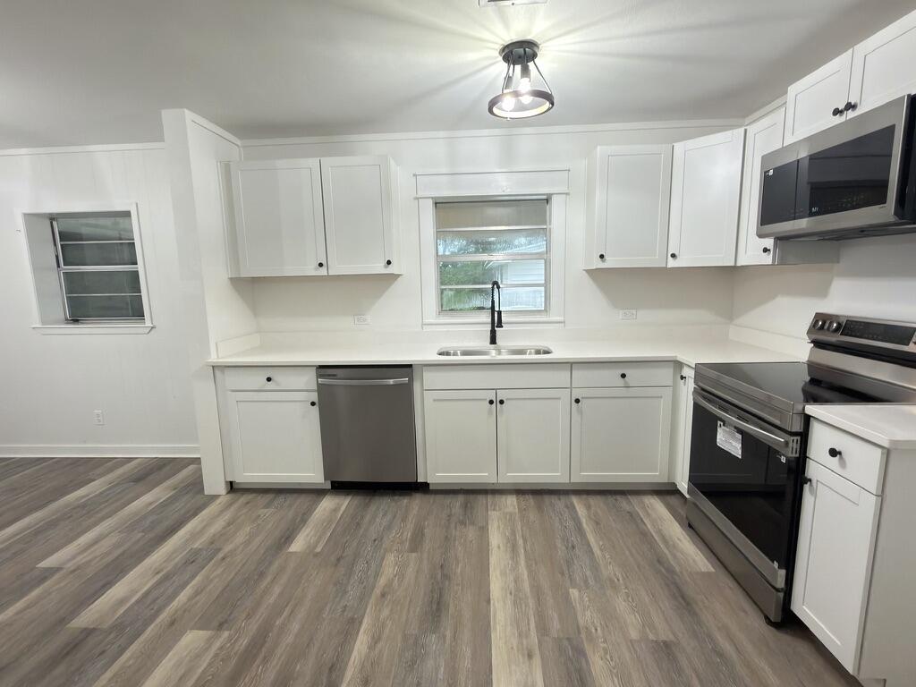 215 E 3rd Avenue Crestview FL 32536