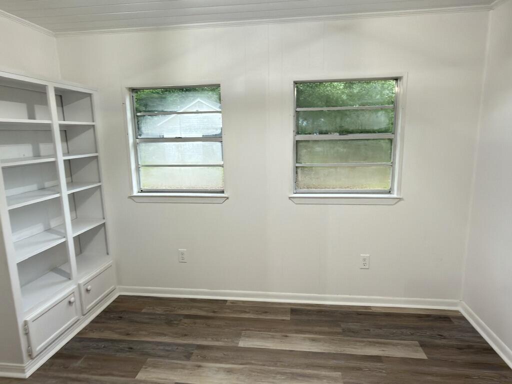 215 E 3rd Avenue Crestview FL 32536