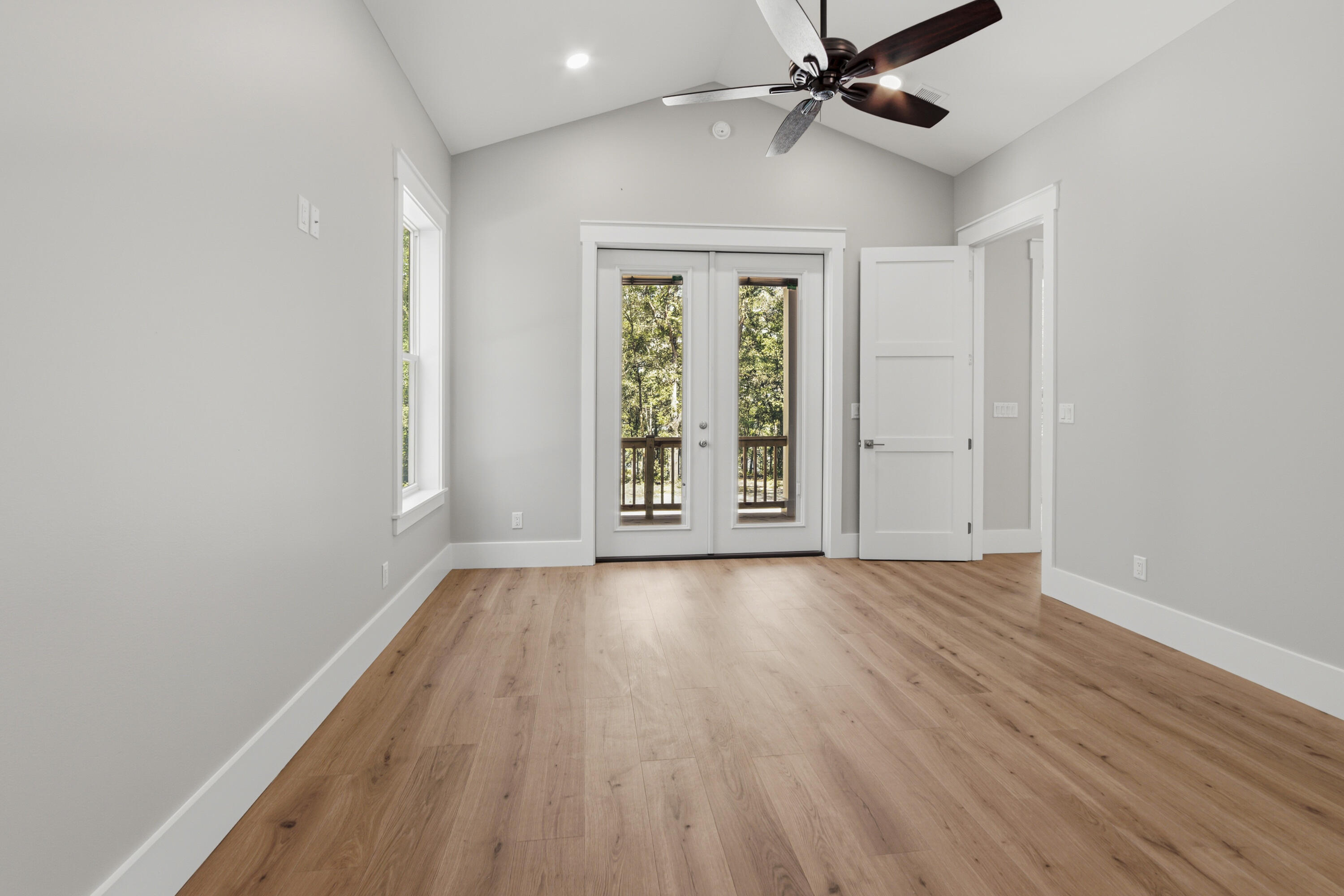 15 Holly Lake Court Defuniak Springs FL 32433