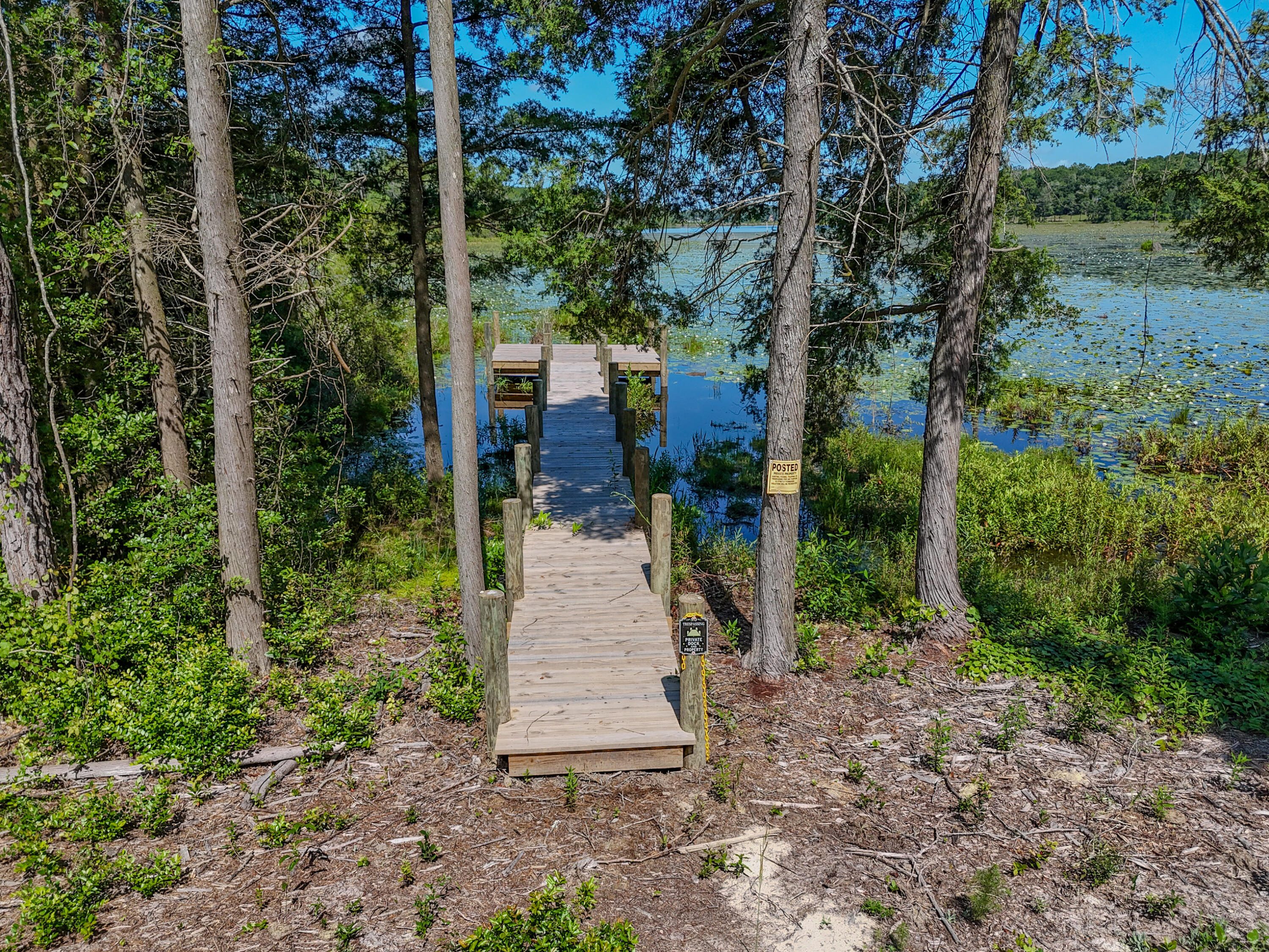 15 Holly Lake Court Defuniak Springs FL 32433