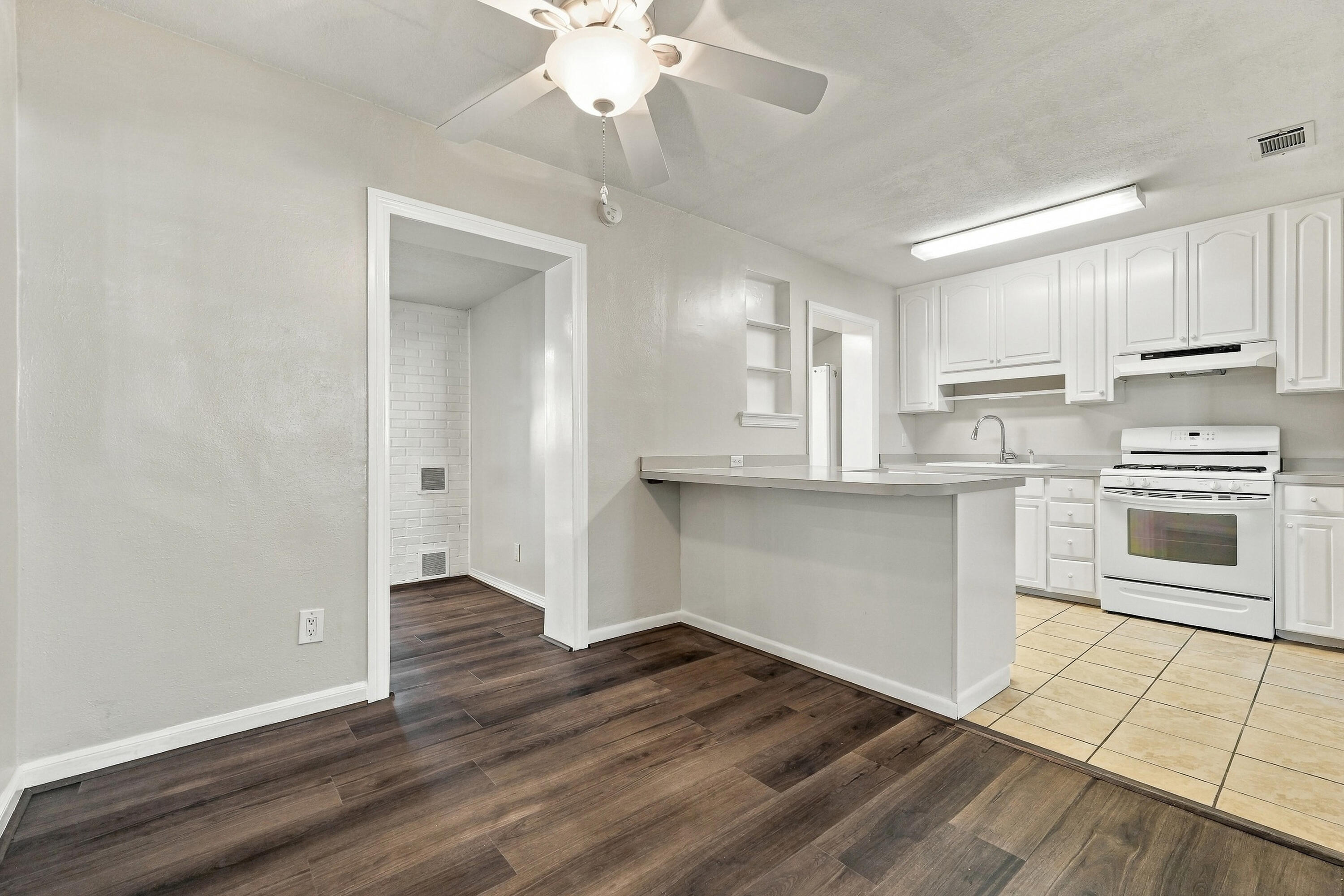 217 NE Highway Avenue Fort Walton Beach FL 32547
