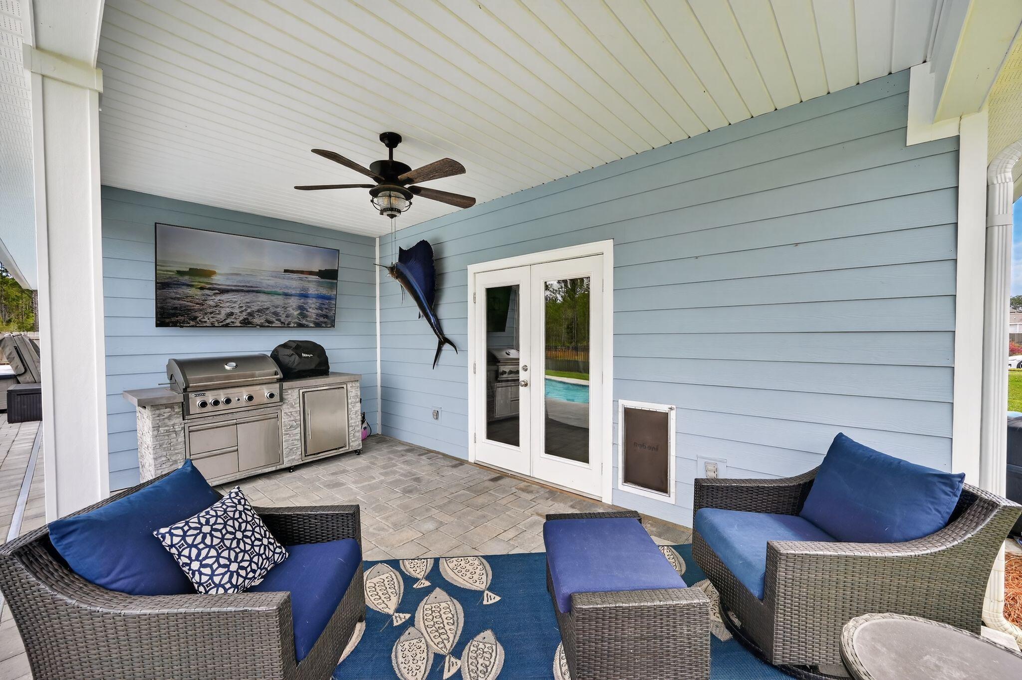 27 E Oak Trees Lane Freeport FL 32439