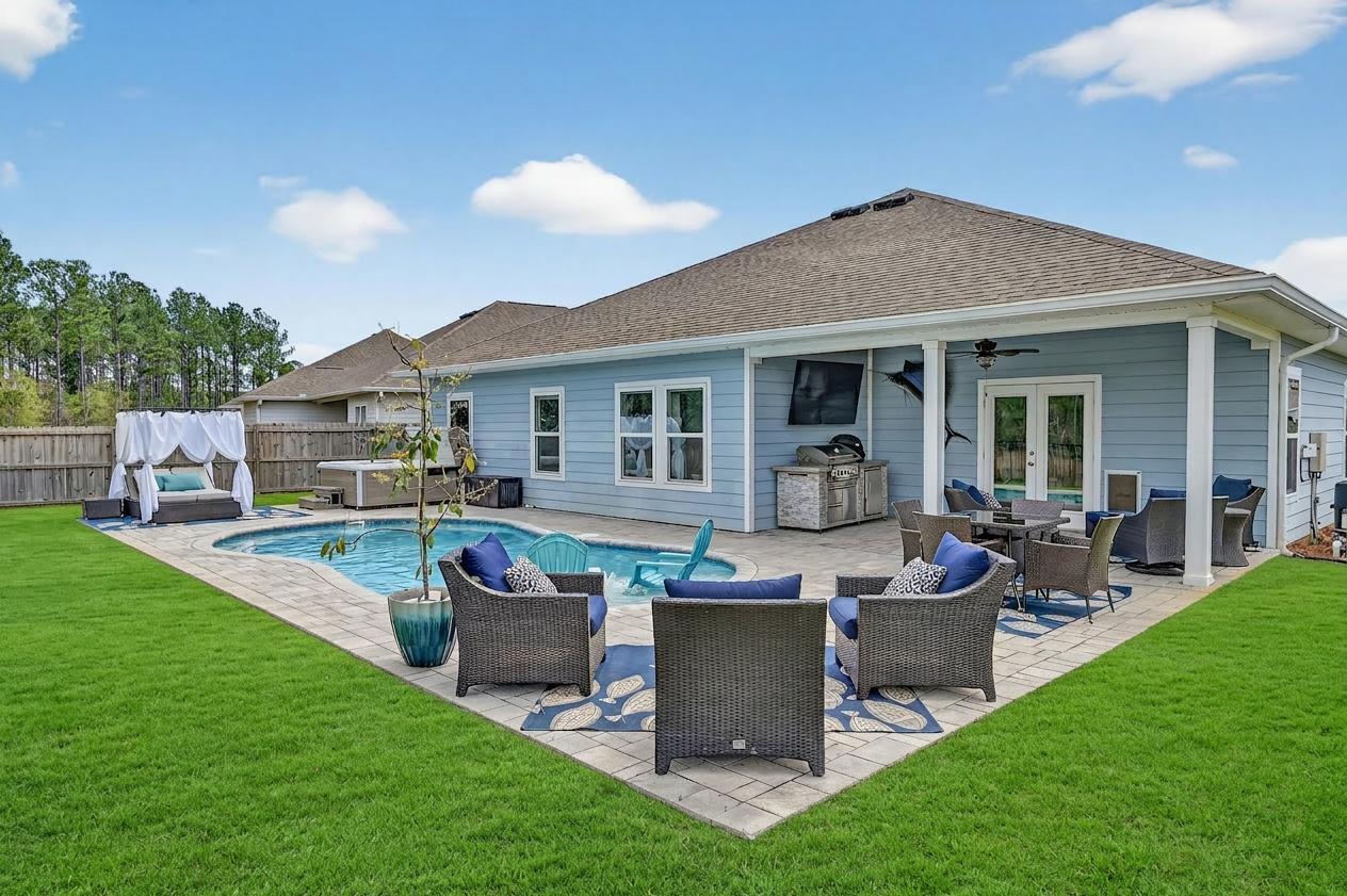 27 E Oak Trees Lane Freeport FL 32439