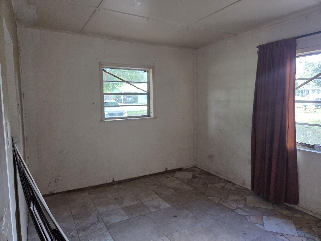 163 Fredrick Drive Defuniak Springs FL 32433