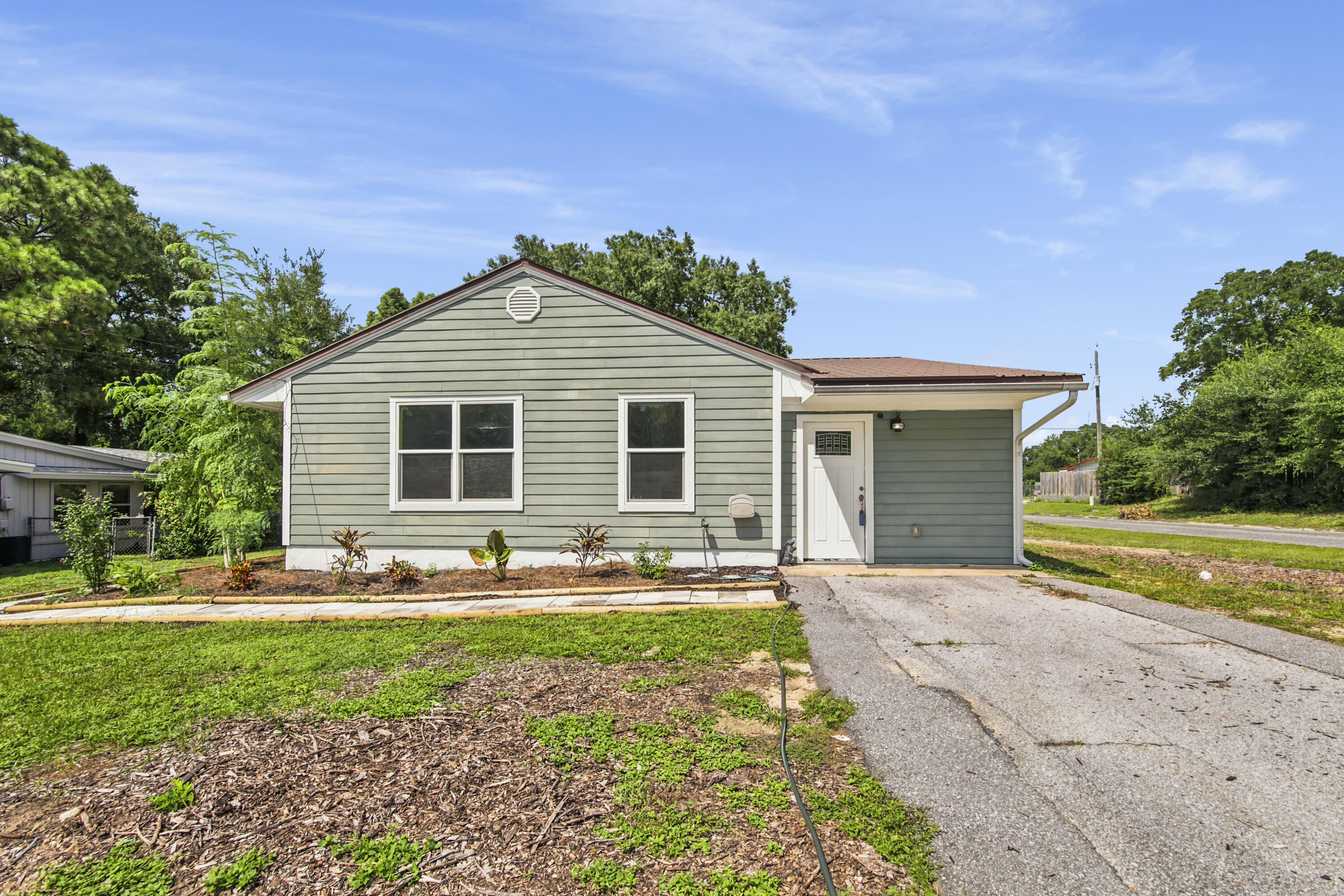 340 Chicago Avenue Valparaiso FL 32580