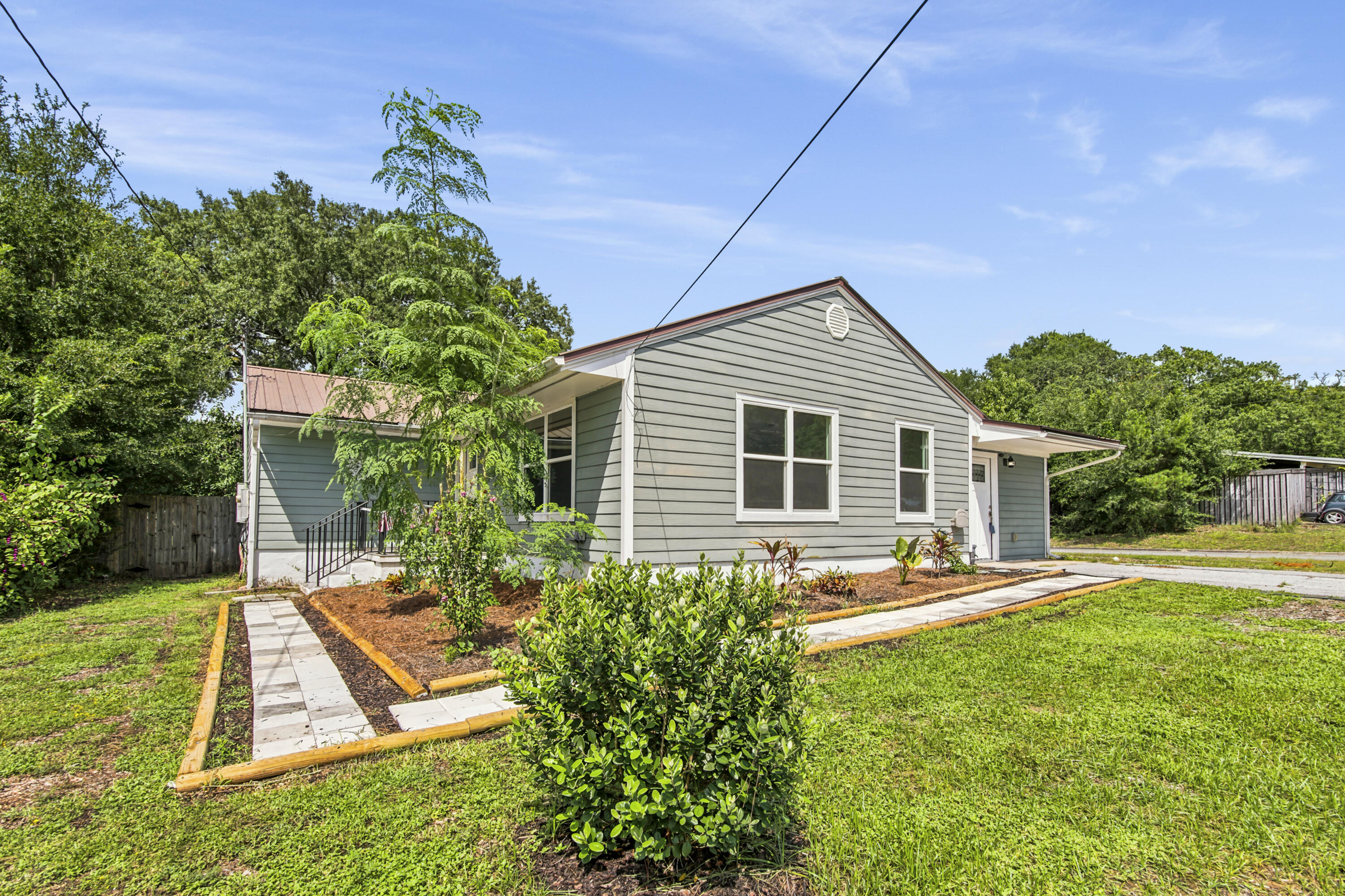 340 Chicago Avenue Valparaiso FL 32580