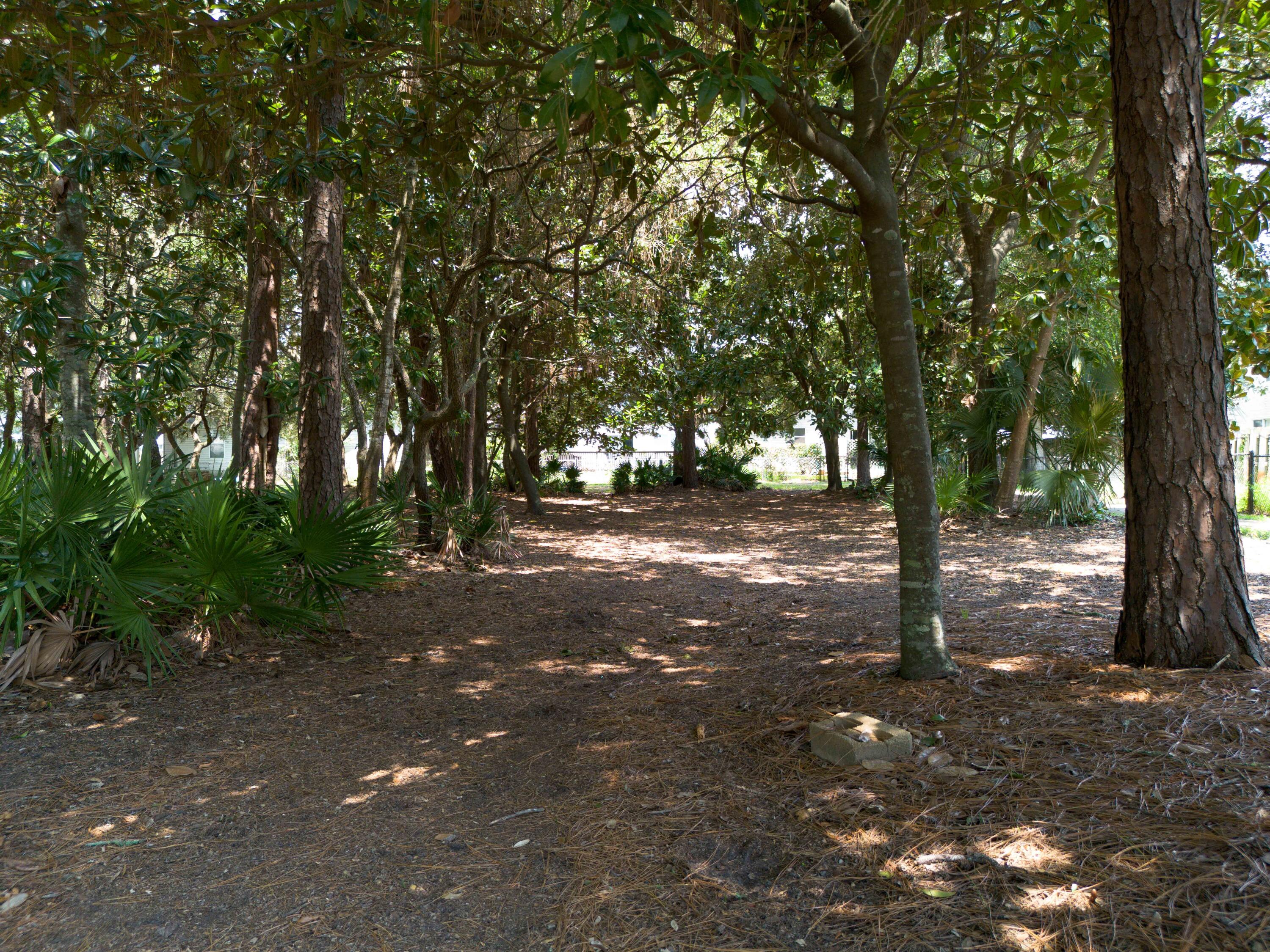 14 2nd Street Shalimar FL 32579