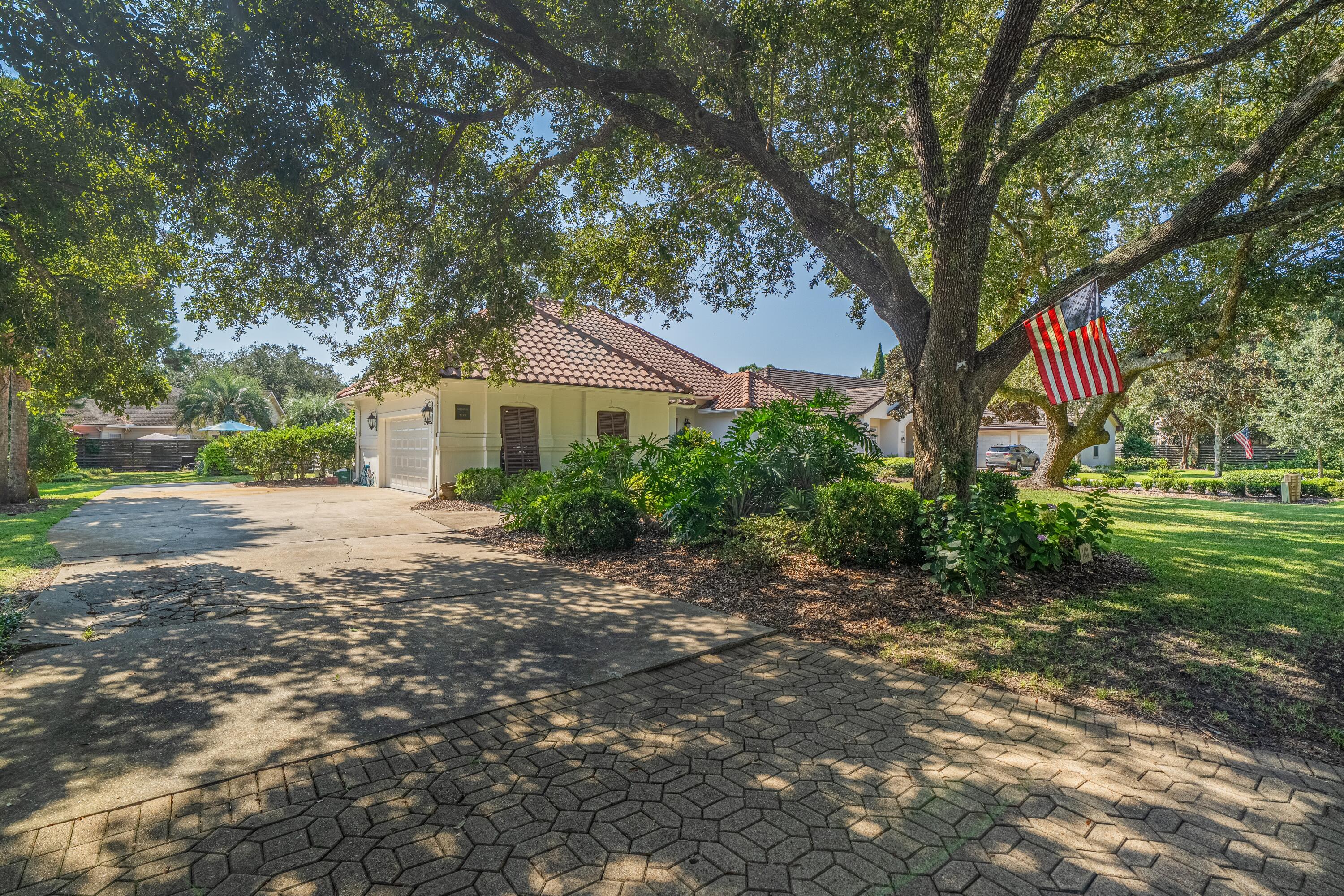 1401 Baytowne Avenue Miramar Beach FL 32550