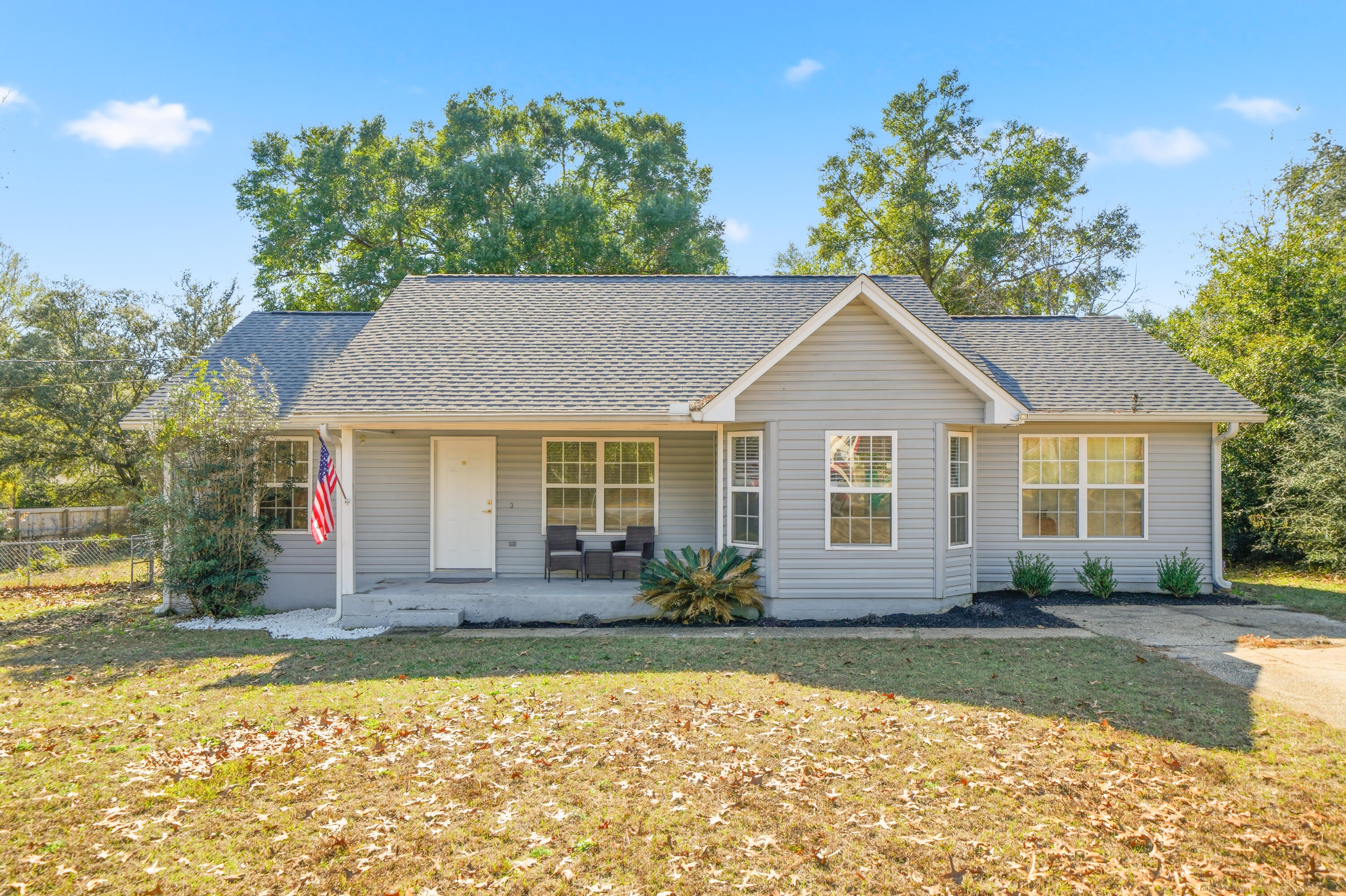 327 John King Road Crestview FL 32539