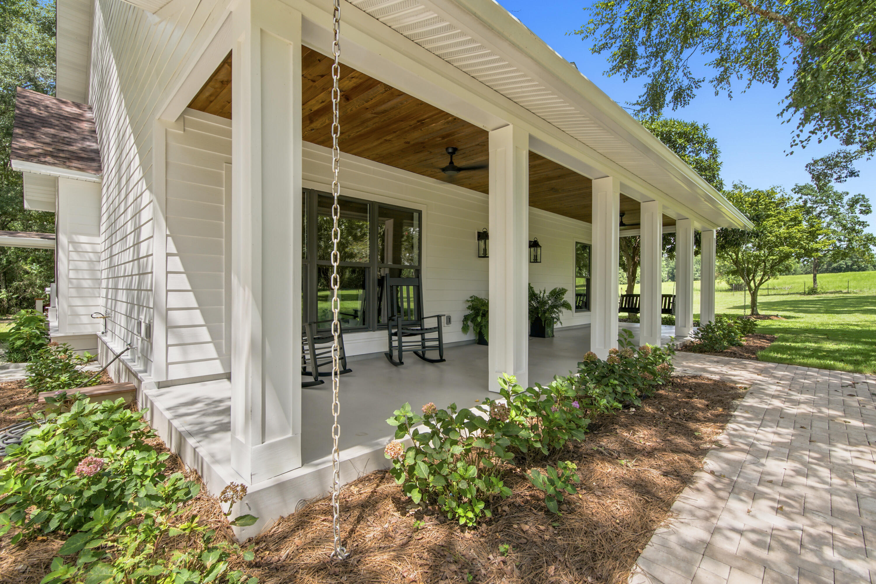 260 Wit's End Lane Defuniak Springs FL 32435