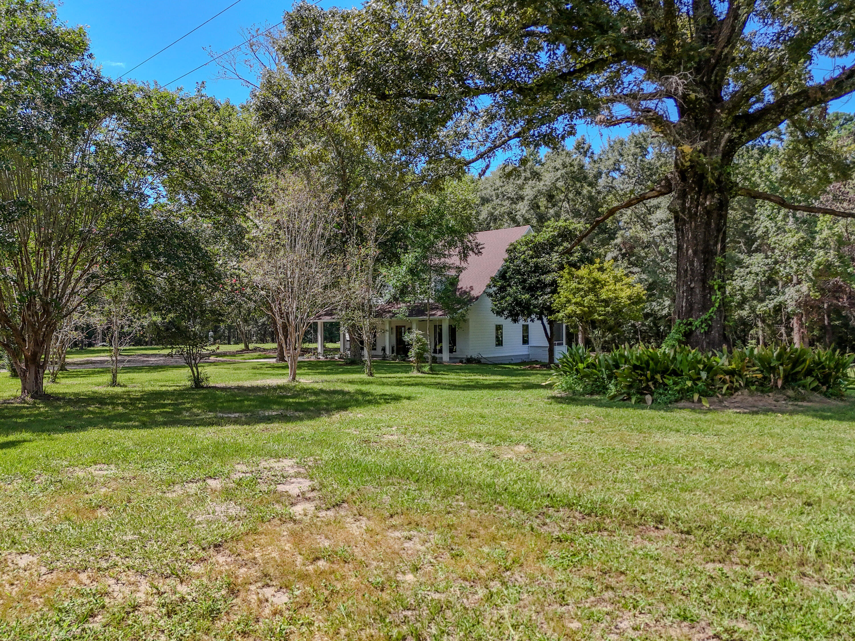 260 Wit's End Lane Defuniak Springs FL 32435