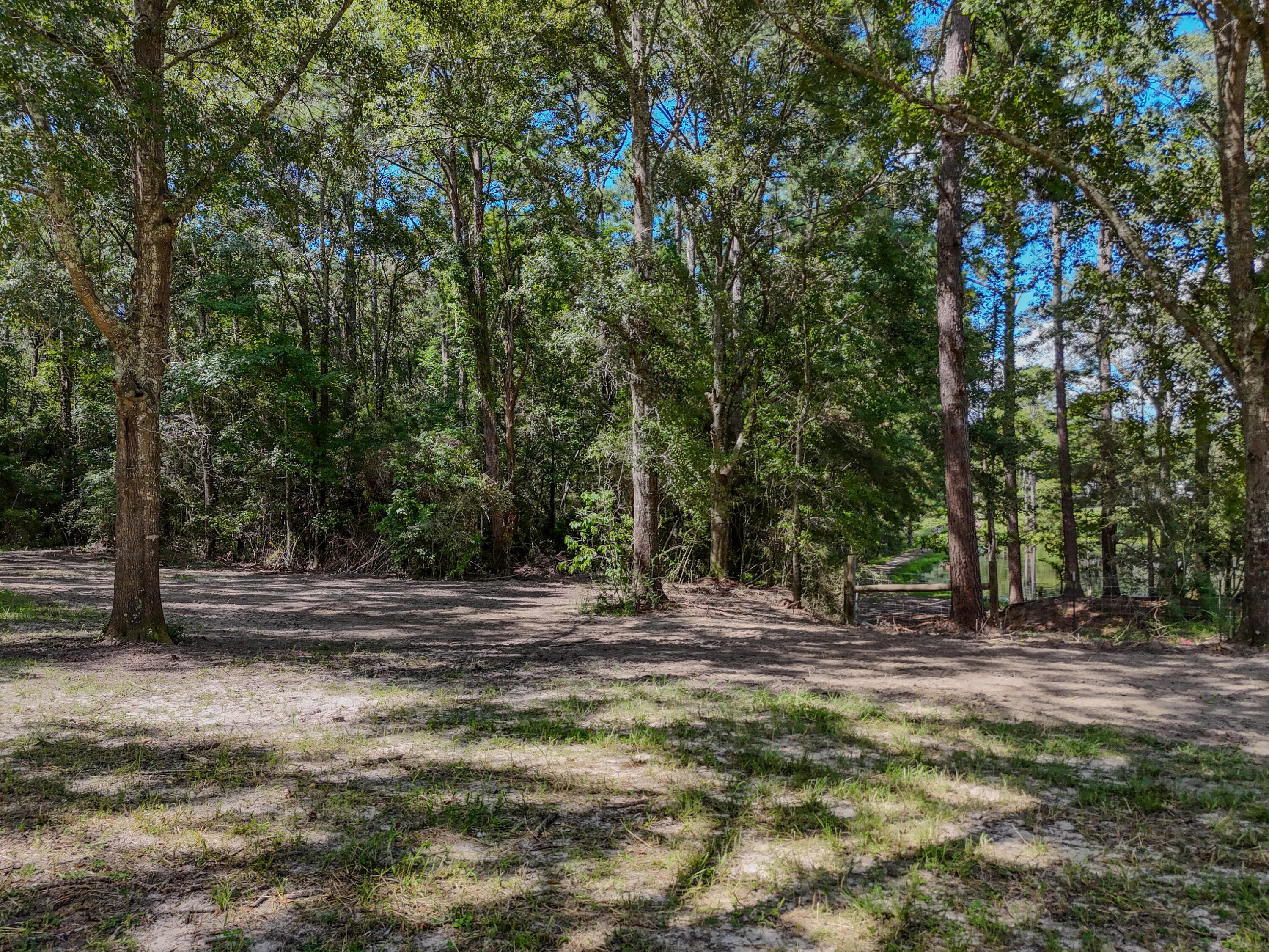 260 Wit's End Lane Defuniak Springs FL 32435