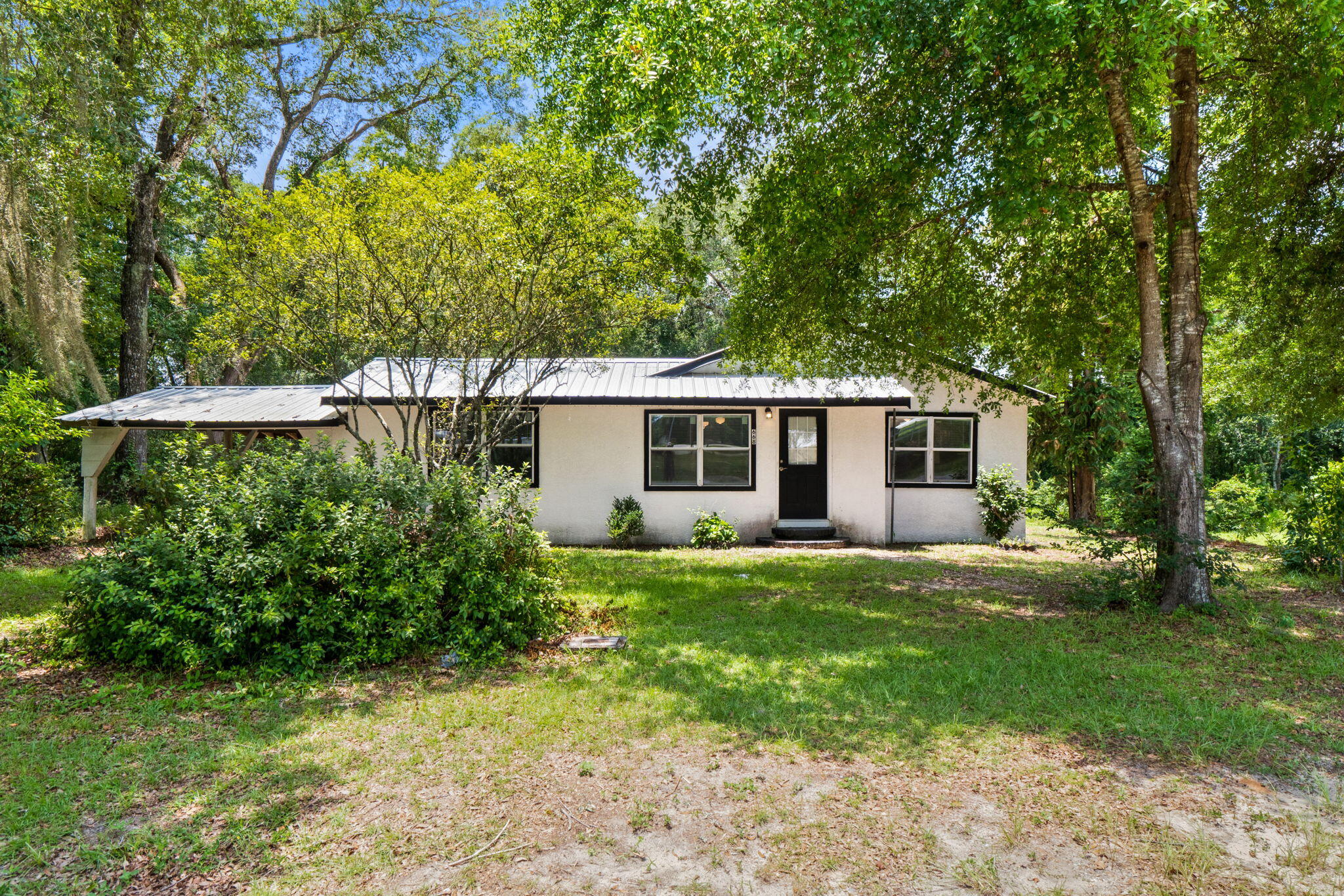668 Wrights Creek Road Caryville FL 32427