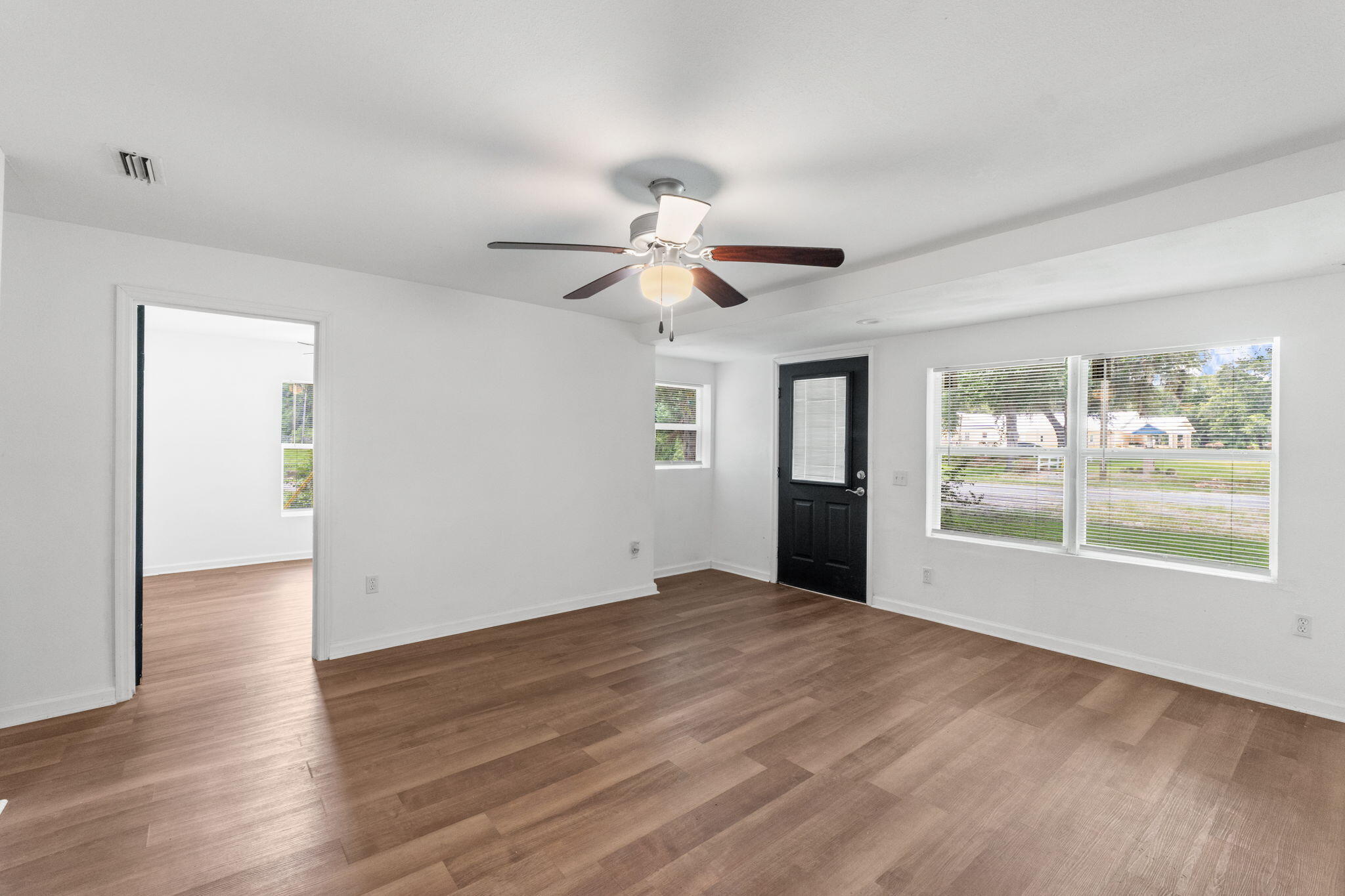 668 Wrights Creek Road Caryville FL 32427