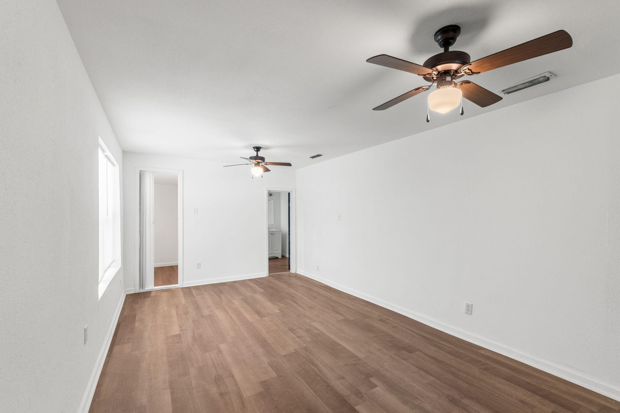 668 Wrights Creek Road Caryville FL 32427