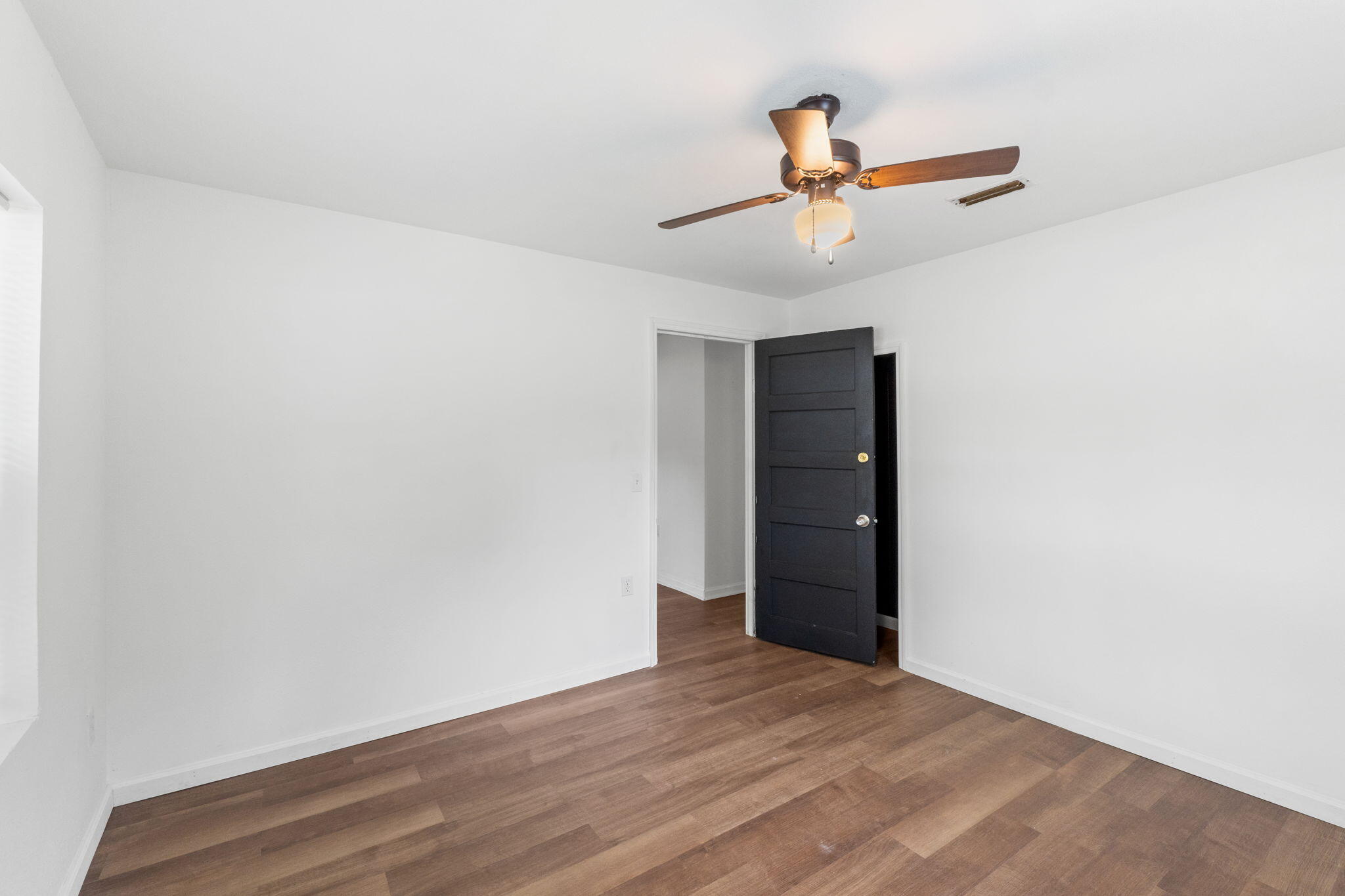 668 Wrights Creek Road Caryville FL 32427