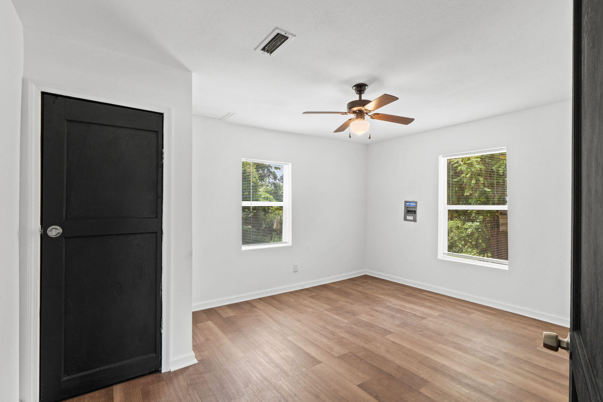 668 Wrights Creek Road Caryville FL 32427