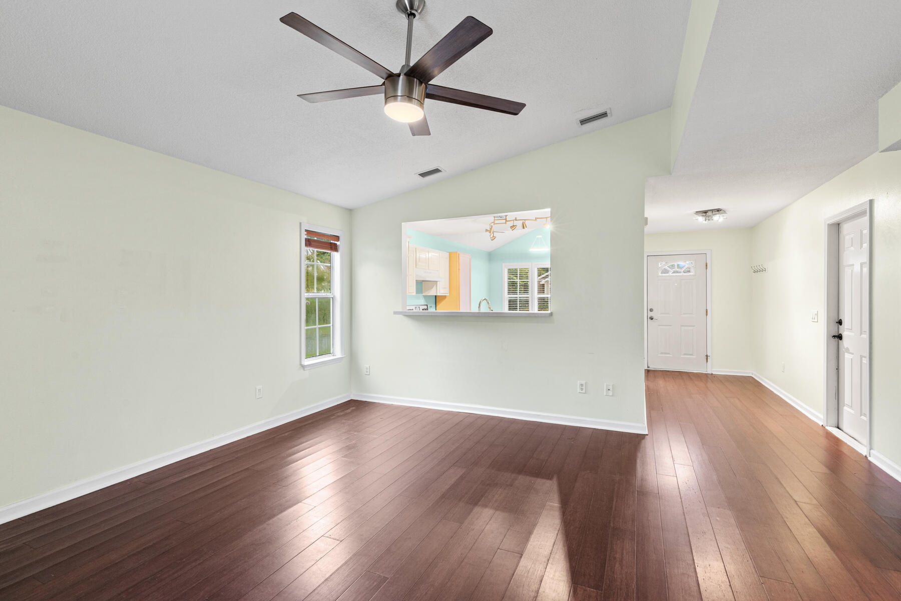 873 Van Dyke Drive Shalimar FL 32579