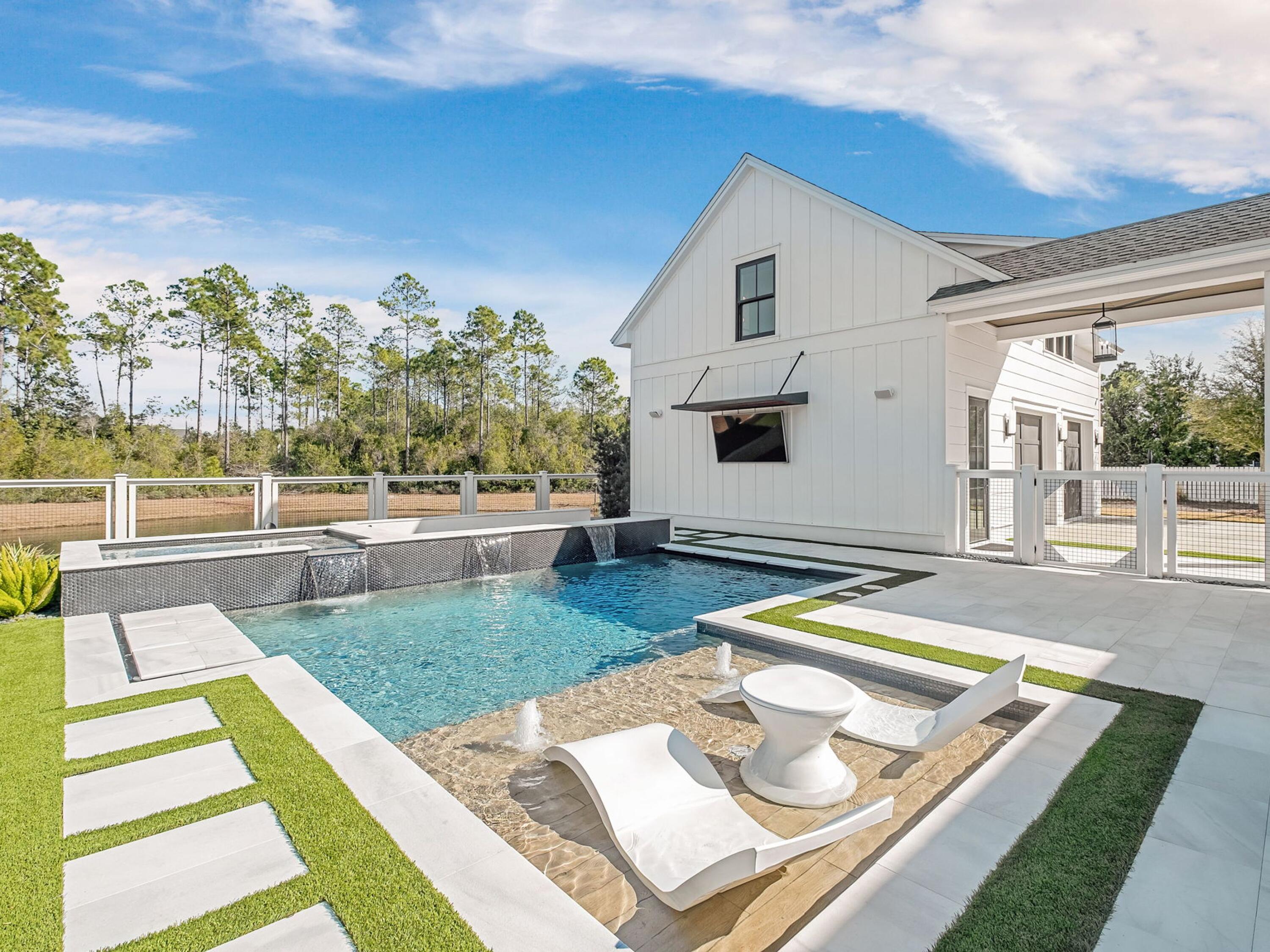 165 Needle Cast Lane Watersound FL 32461