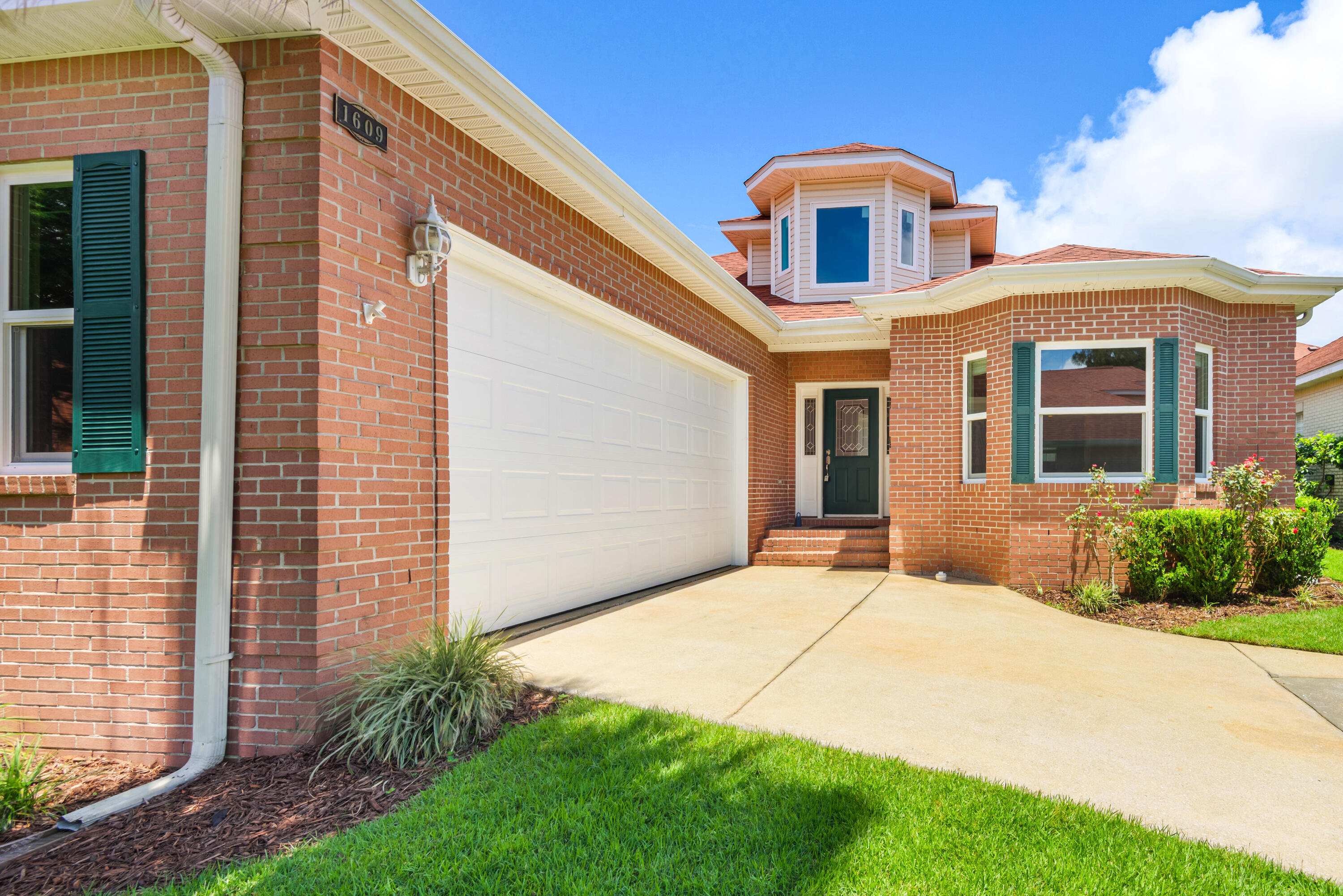 1609 Malta Cove Niceville FL 32578