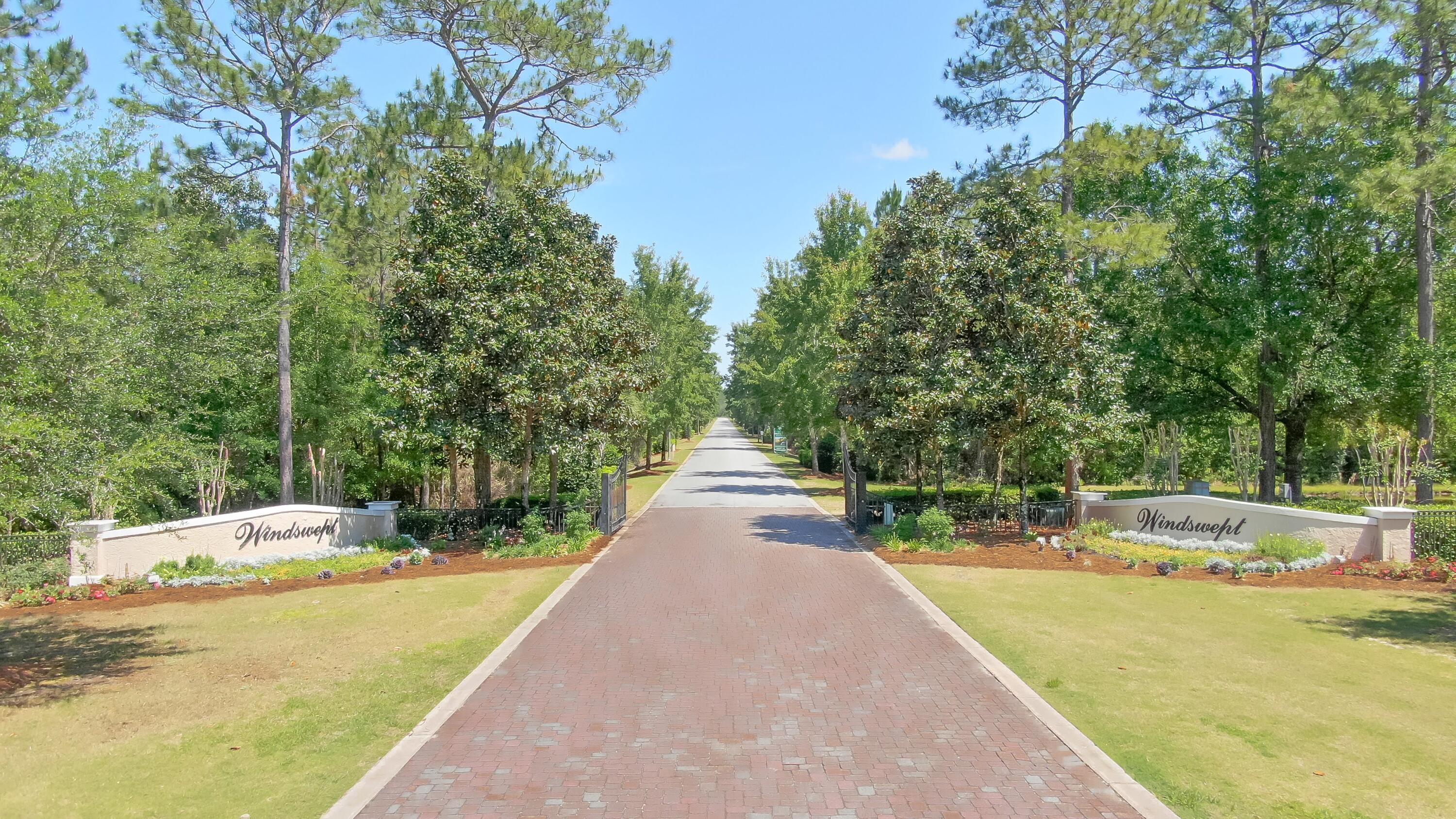 132 Gulf Pines Court Freeport FL 32439