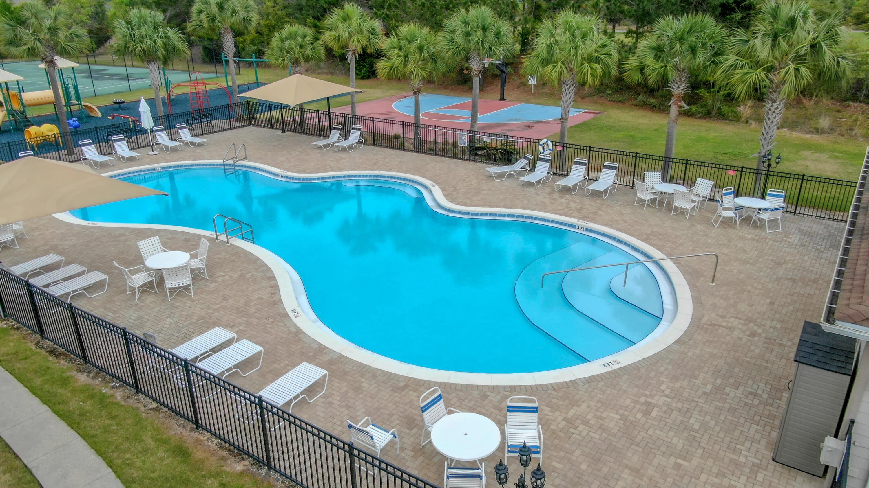 132 Gulf Pines Court Freeport FL 32439