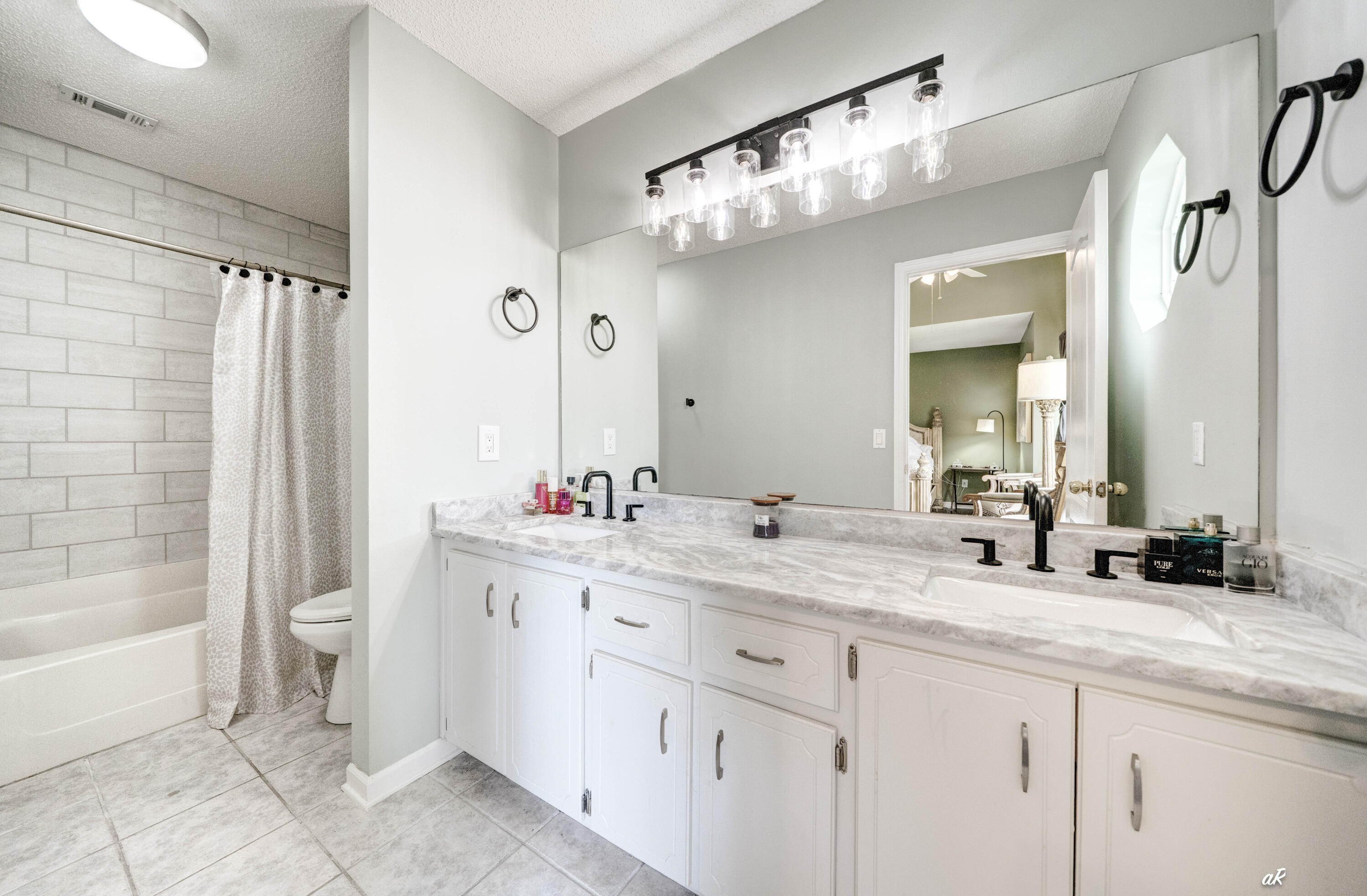 107 Saratoga Place Lynn Haven FL 32444