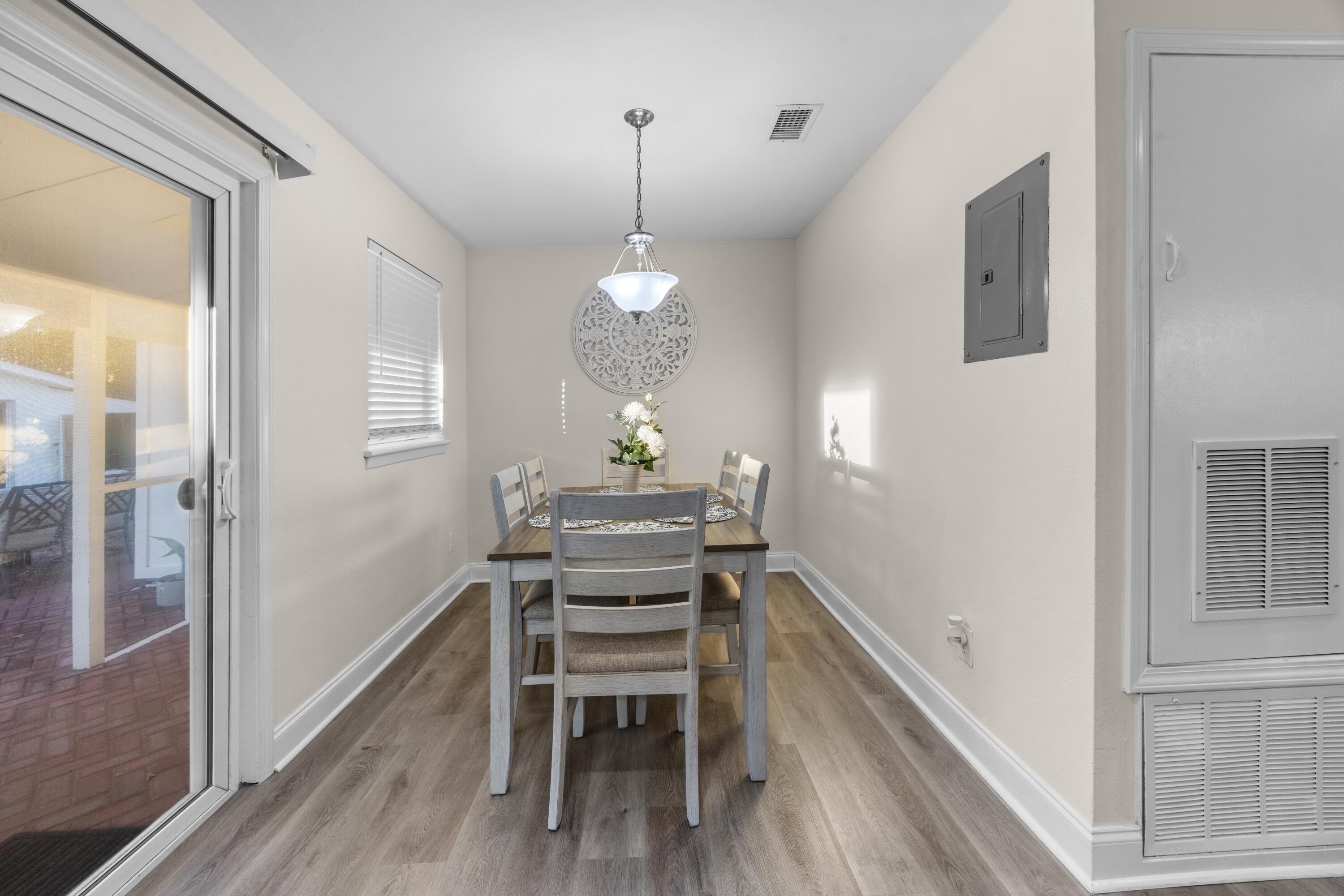 17 Mary Esther Drive Mary Esther FL 32569