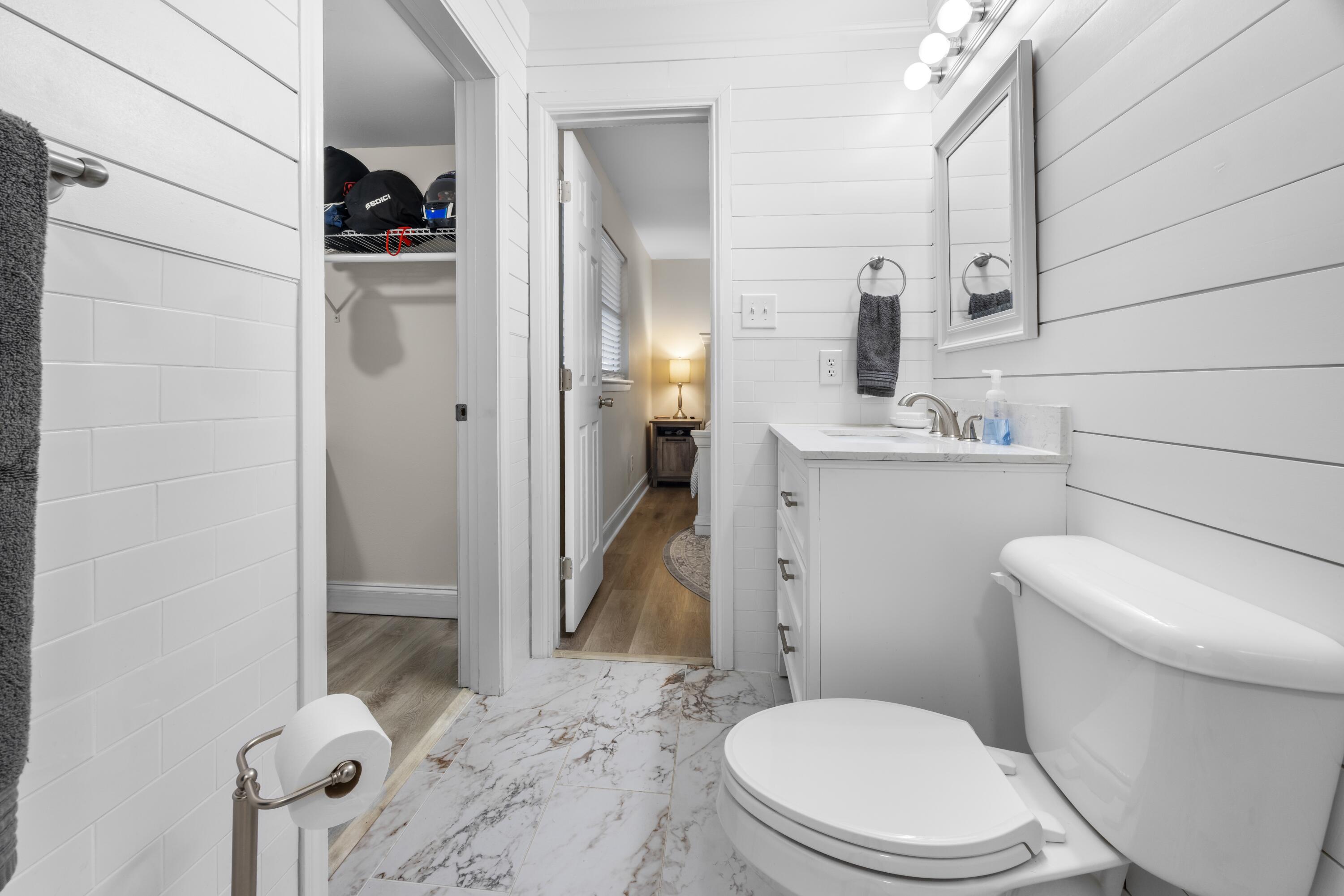 17 Mary Esther Drive Mary Esther FL 32569