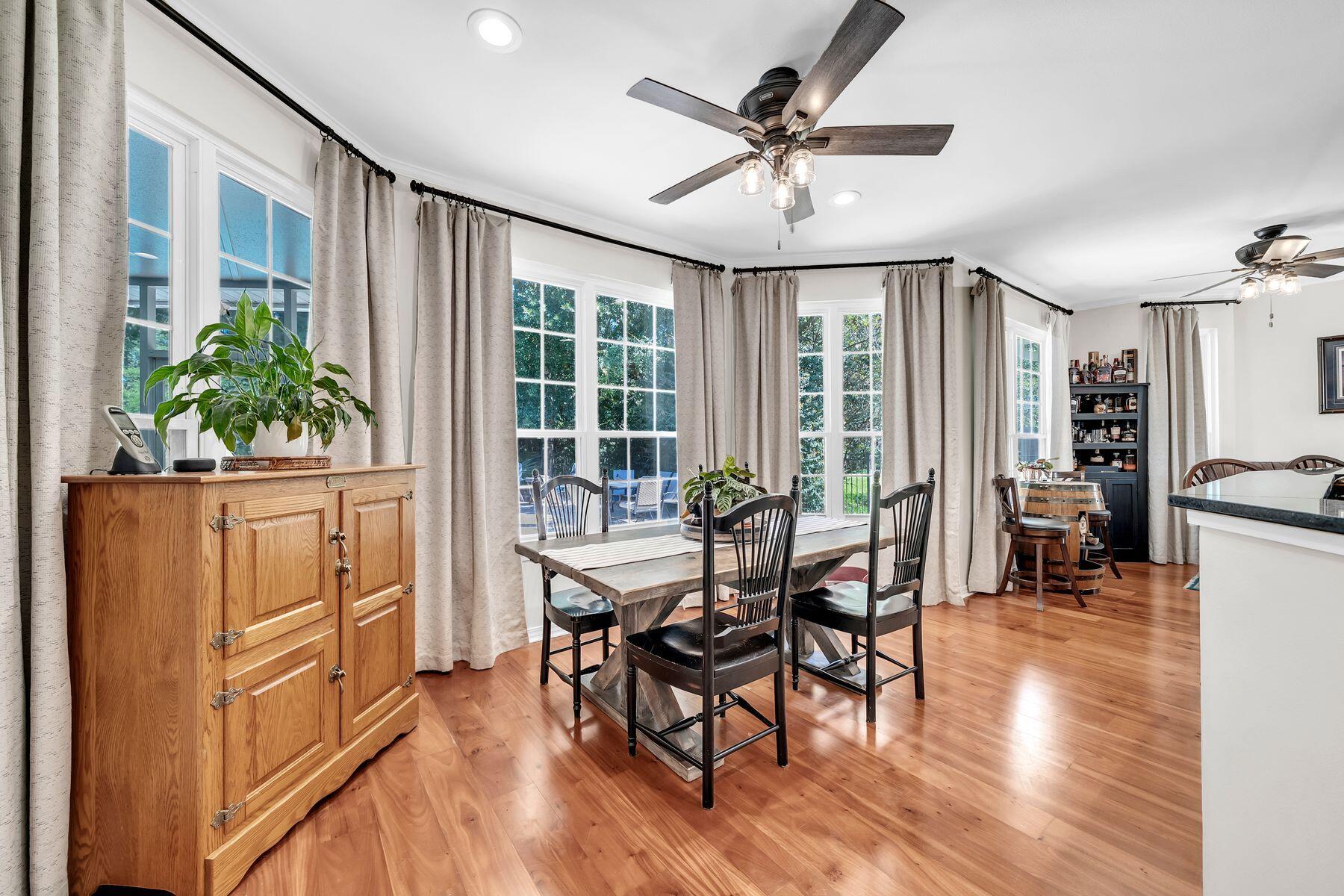 4423 Windlake Drive Niceville FL 32578